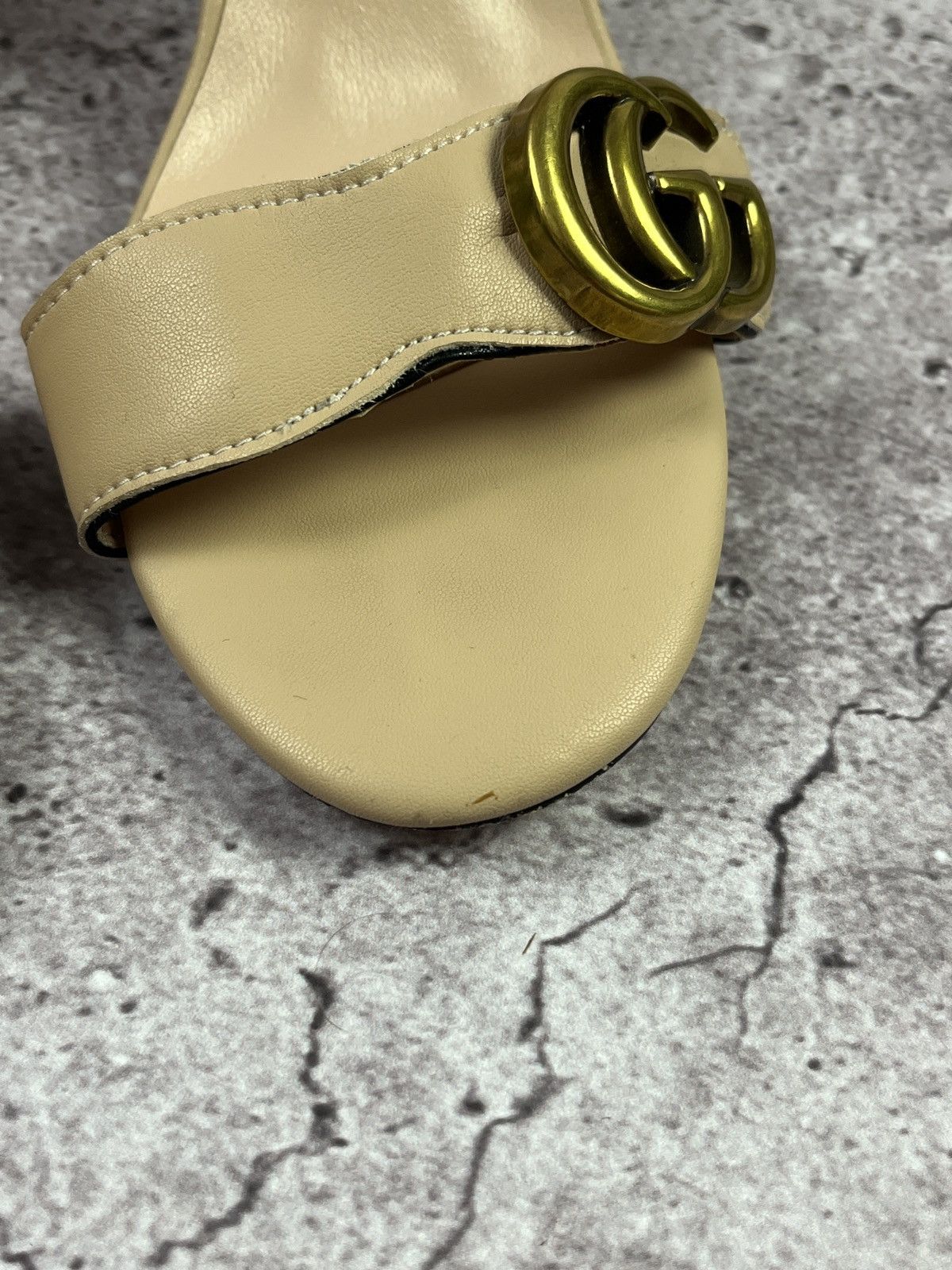 Gucci Gucci Marmont Block Heel Sandals Beige Leather GG Logo🇮🇹Heels Size US 8 / IT 38 - 3 Thumbnail