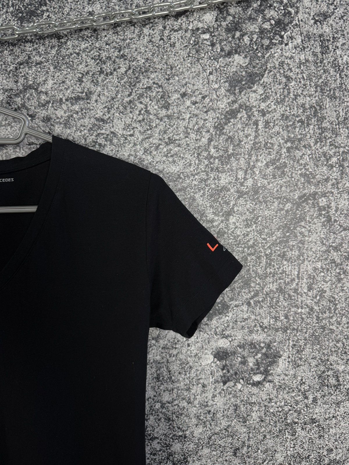 Formula 1 Formula 1 Vodafone McLaren Mercedes Racing T-Shirt Lewis XL Size XL / US 12-14 / IT 48-50 - 2 Thumbnail
