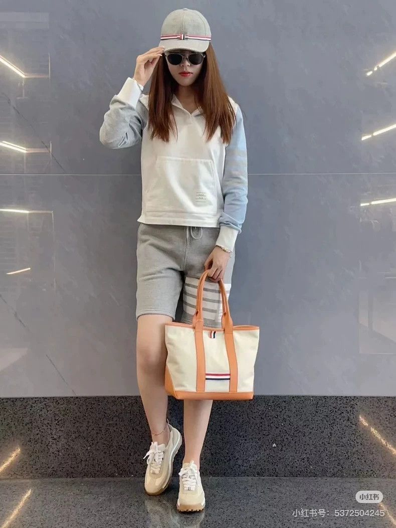 Thom Browne Thom Browne Blue, white and gray patchy hoodie Size XS / US 0-2 / IT 36-38 - 8 Thumbnail