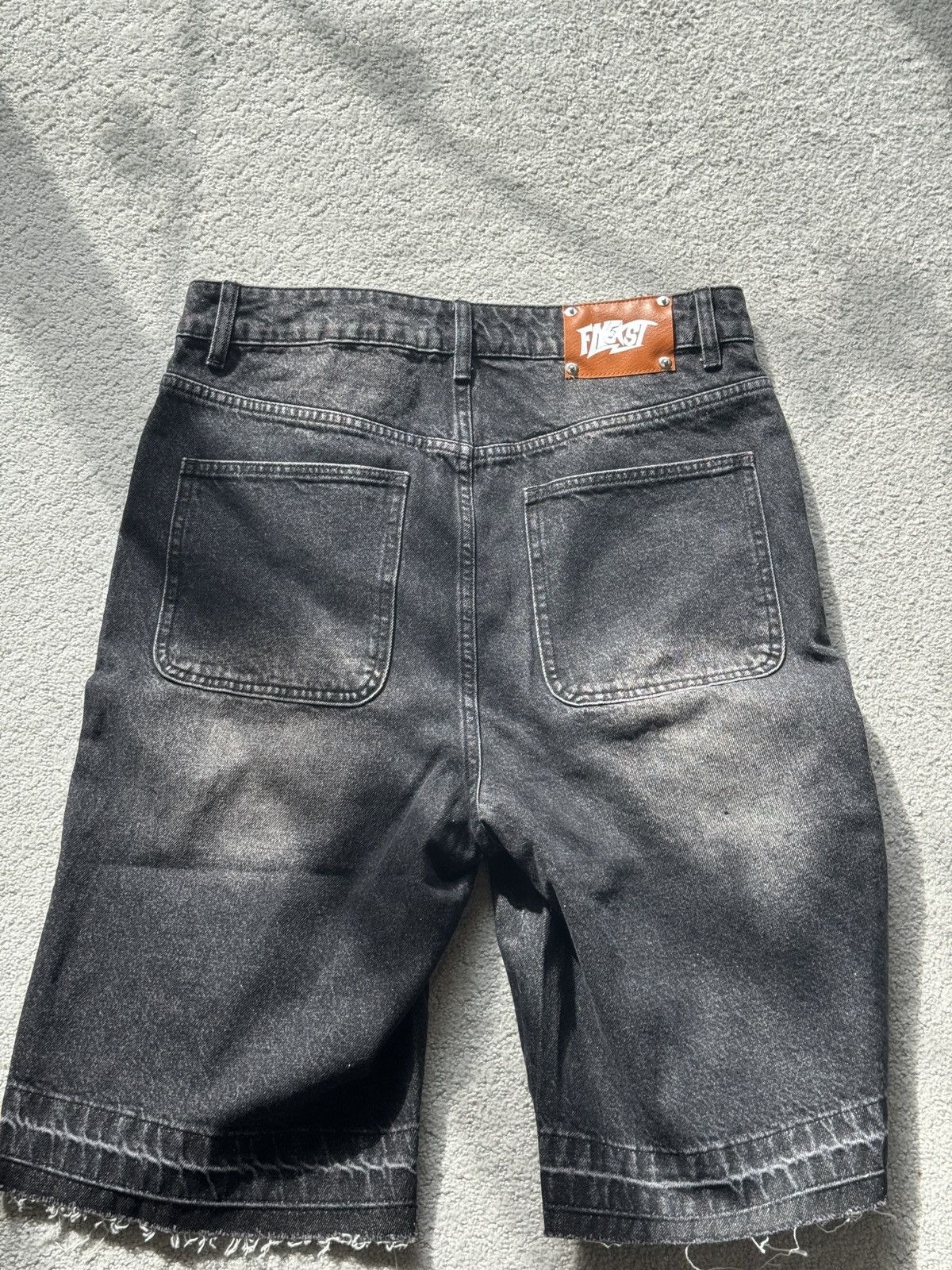 Other WE JORTS (model is 5’8) Size US 32 / EU 48 - 2 Thumbnail