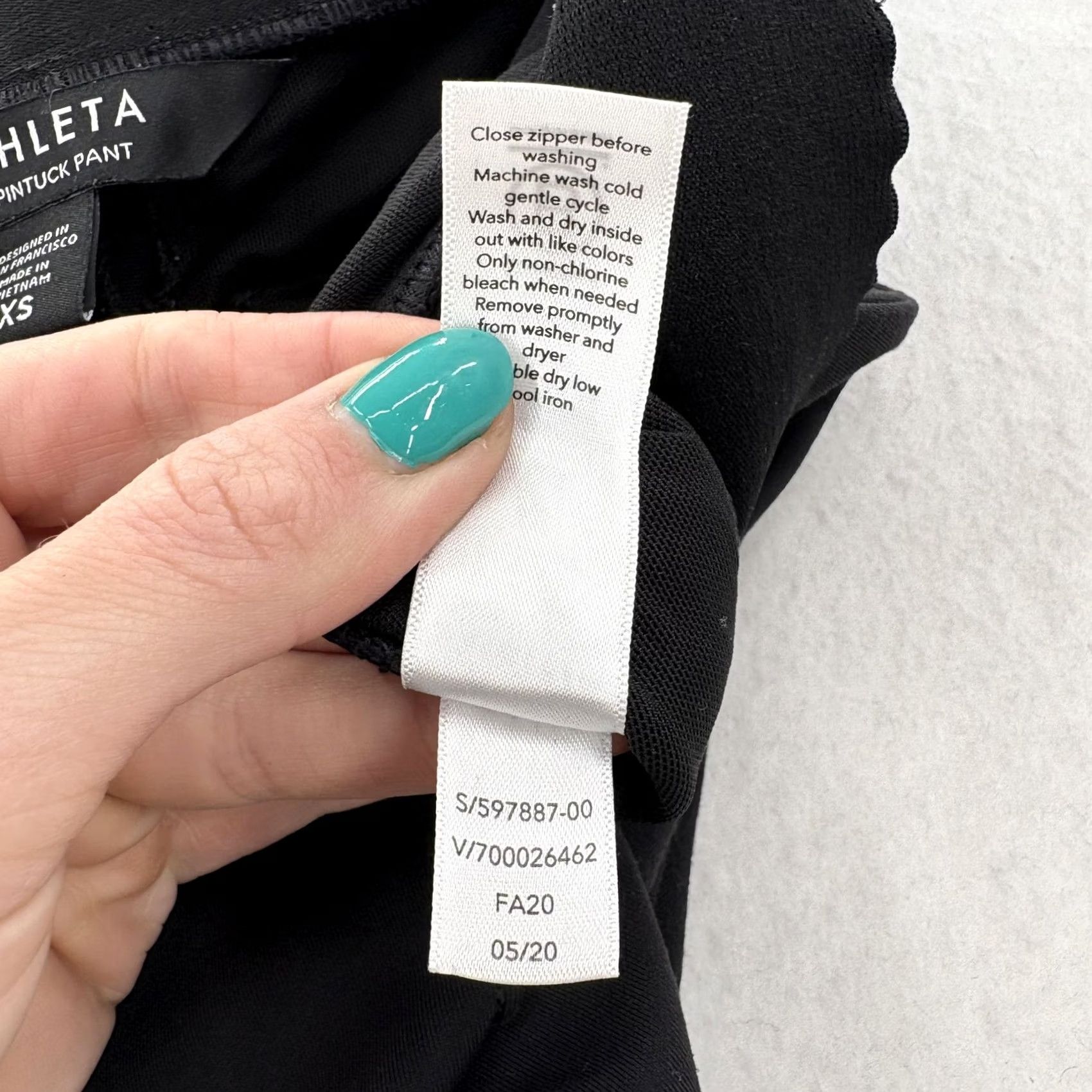 Athleta Athleta Venice Pintuck Jogger Pants Womens XS Black Stretch Pockets Gym Yoga Size 26" / US 2 / IT 38 - 6 Thumbnail