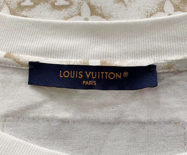 Louis Vuitton Louis Vuitton White full logo short sleeve 2503-Nextarrow Size US L / EU 52-54 / 3 - 6 Thumbnail