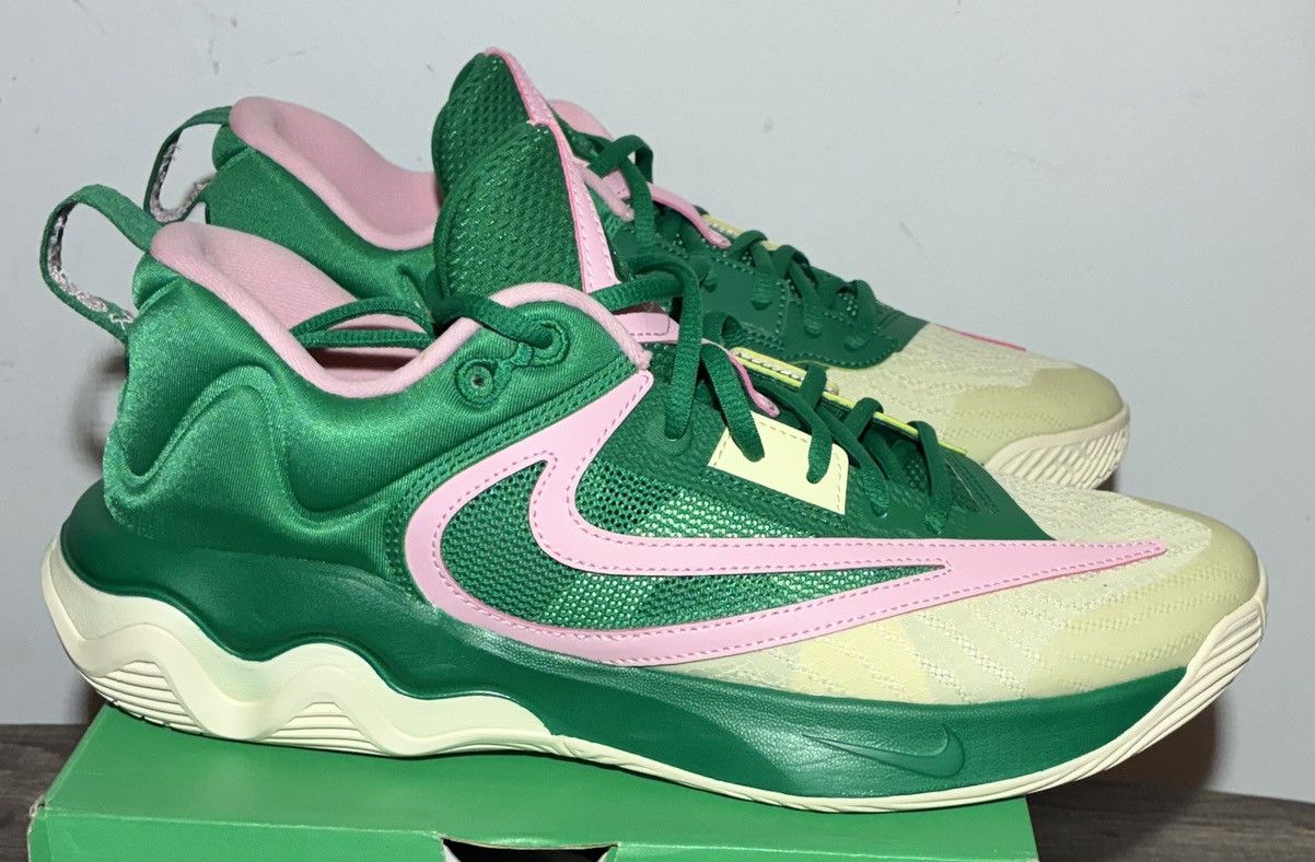 Nike Size 10.5 - Nike Giannis Immortality 3 5 The Hard Way Size US 10.5 / EU 43-44 - 3 Thumbnail