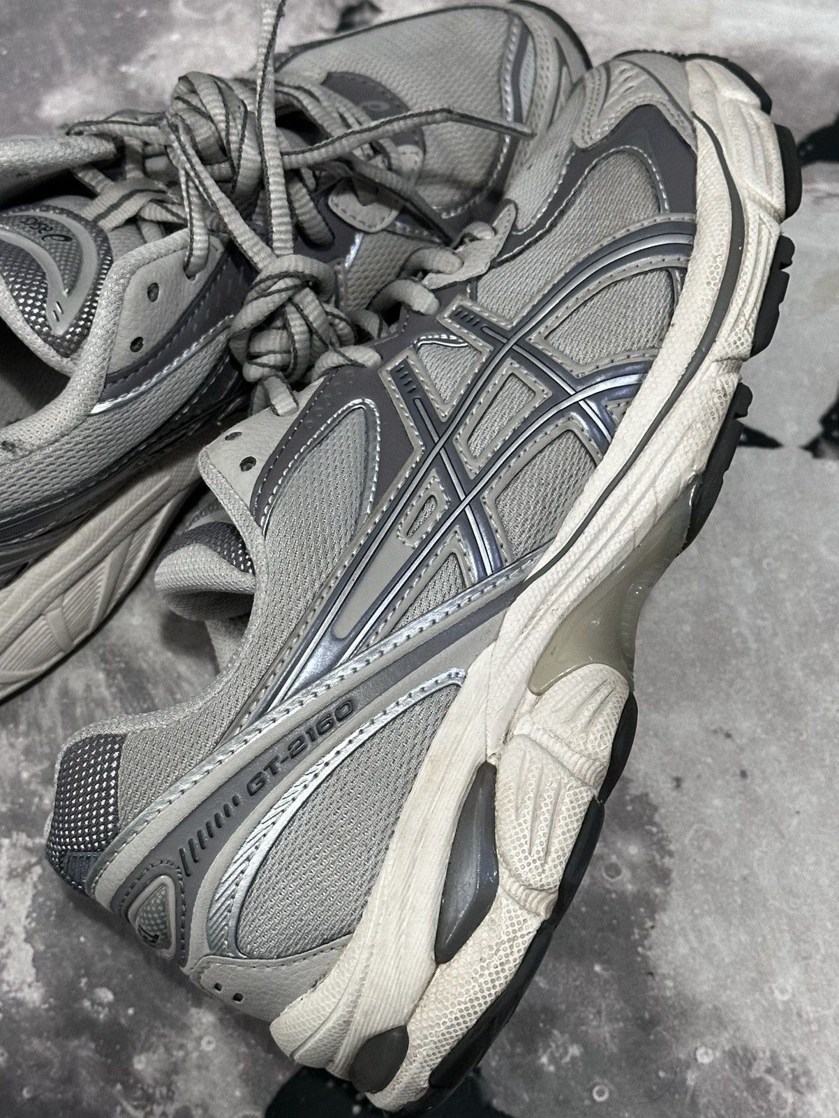 Asics Asics GT-2160 Oyster Grey Carbon Sneakers Size US 5.5 / EU 38 - 3 Thumbnail
