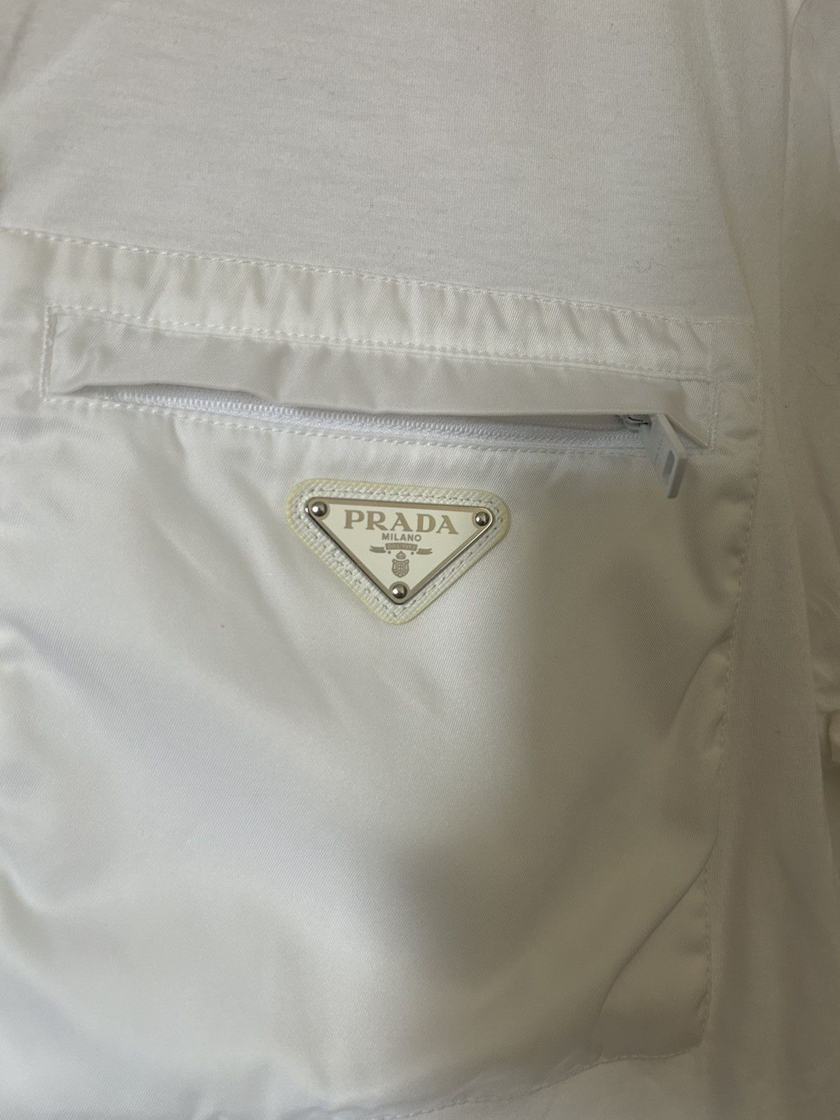 Prada Prada Re-Nylon Jersey T-Shirt With Front Pocket Size US XS / EU 42 / 0 - 5 Thumbnail