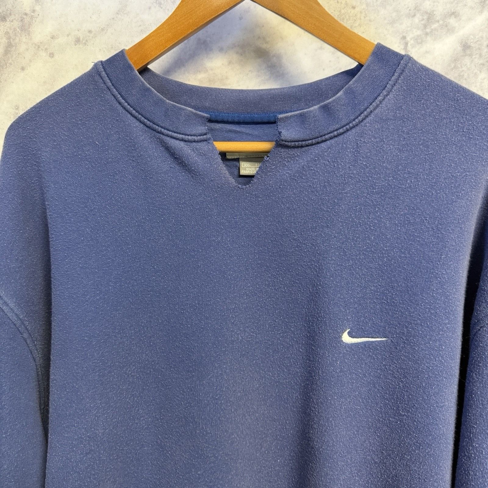 Nike Vintage Y2K Nike Sweatshirt Mens XXL 27x29.5 Blue Cut Neck Size US XXL / EU 58 / 5 - 3 Thumbnail