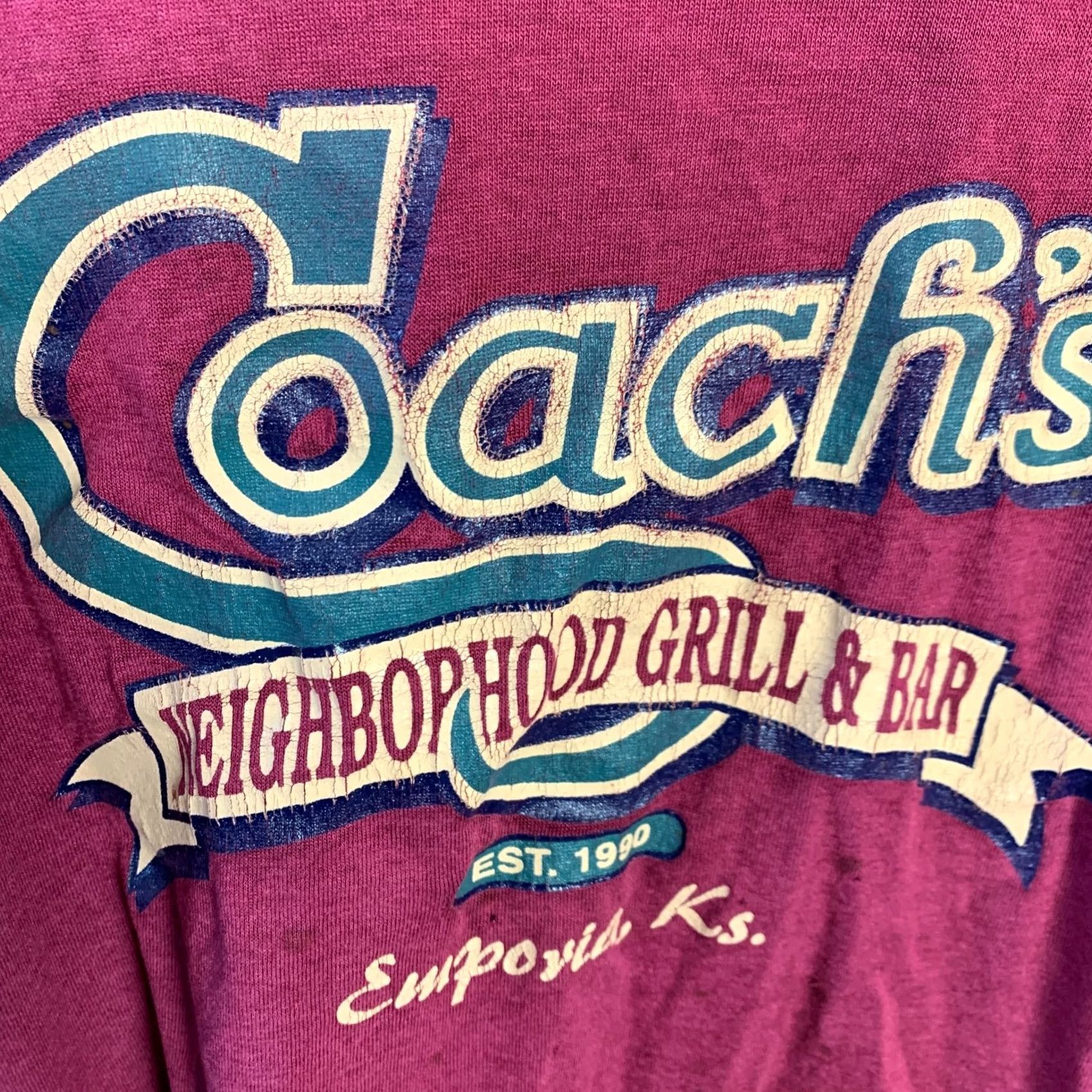 Thrasher VINTAGE Russell T-Shirt Mens Shirt XXL Red Thrashed Coach's Bar & Grill Emporia Kansas Size US XXL / EU 58 / 5 - 4 Thumbnail
