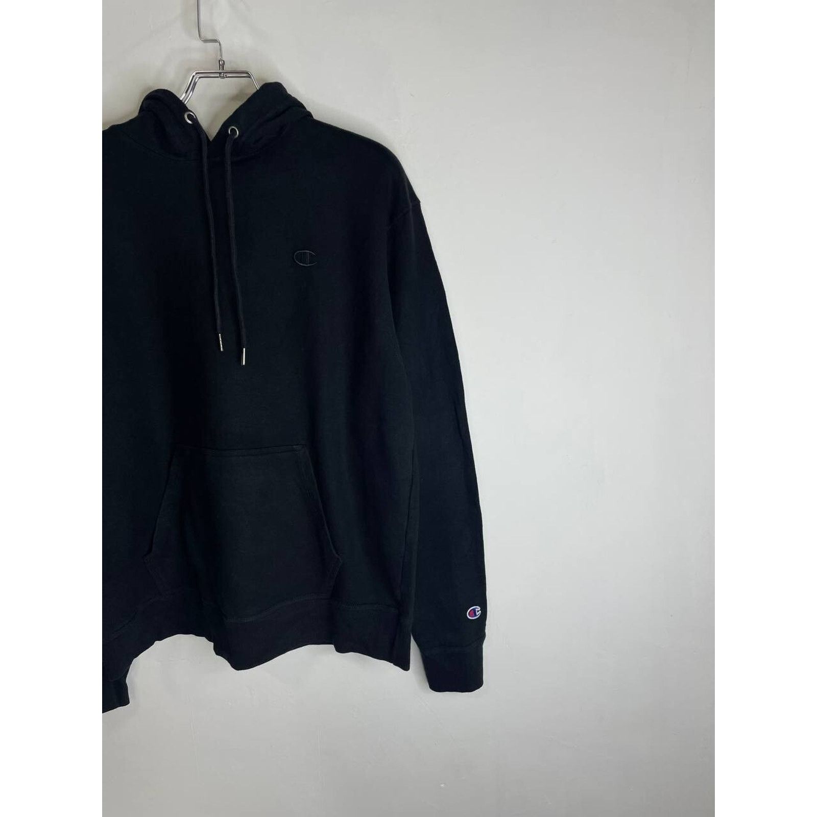 Champion × Vintage Vintage Champion Hoodie Minimal Logo Pullover Sweatshirt L Size US L / EU 52-54 / 3 - 5 Thumbnail