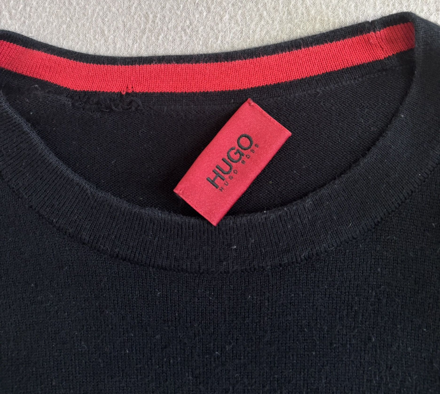 Hugo Boss Hugo Boss sweater black small logo medium Size US M / EU 48-50 / 2 - 11 Thumbnail
