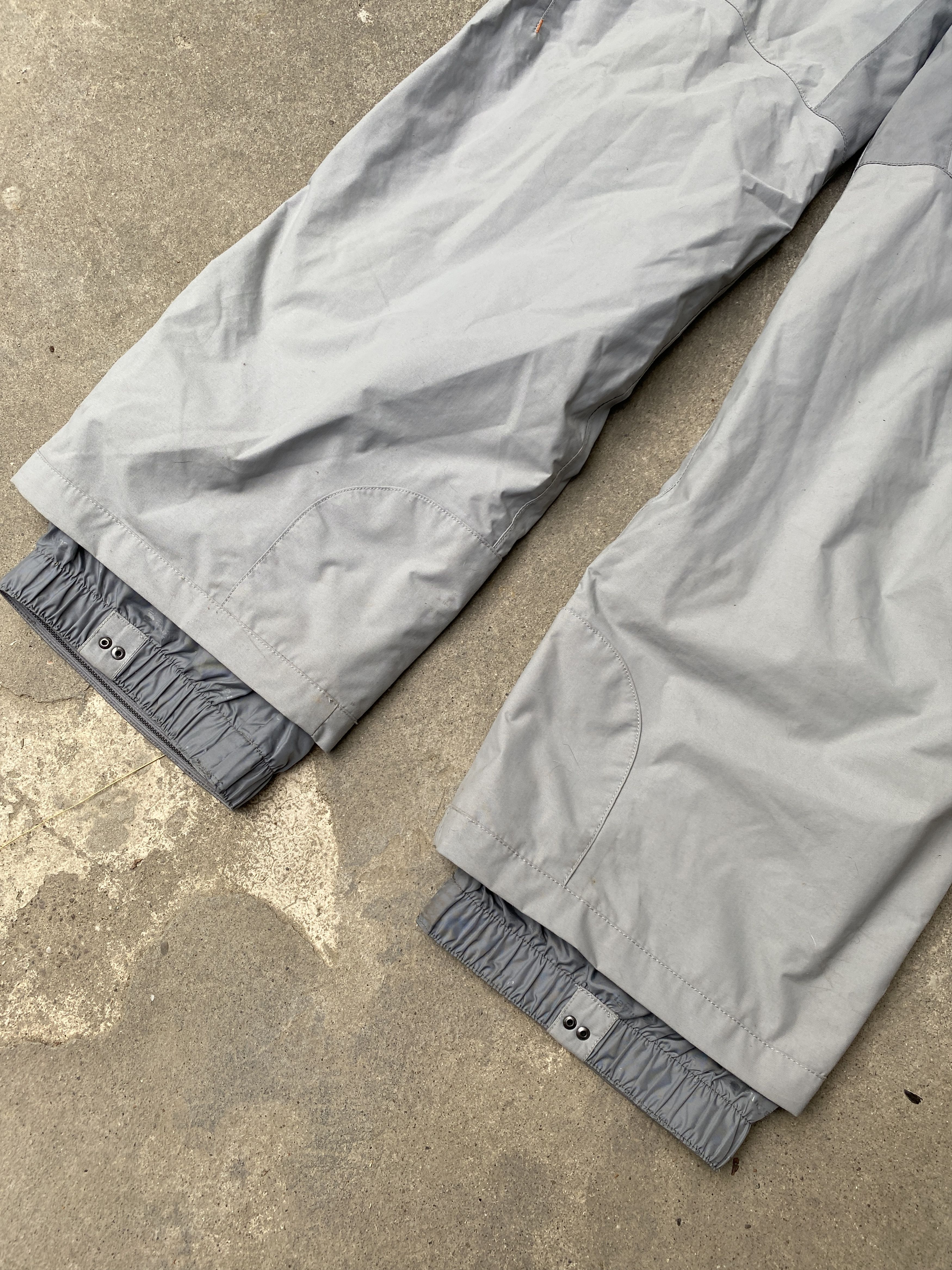 Japanese Brand × Vintage Vintage Arcteryx Style Outdoor Pants 90s Y2K Streetwear Life Size US 32 / EU 48 - 3 Thumbnail