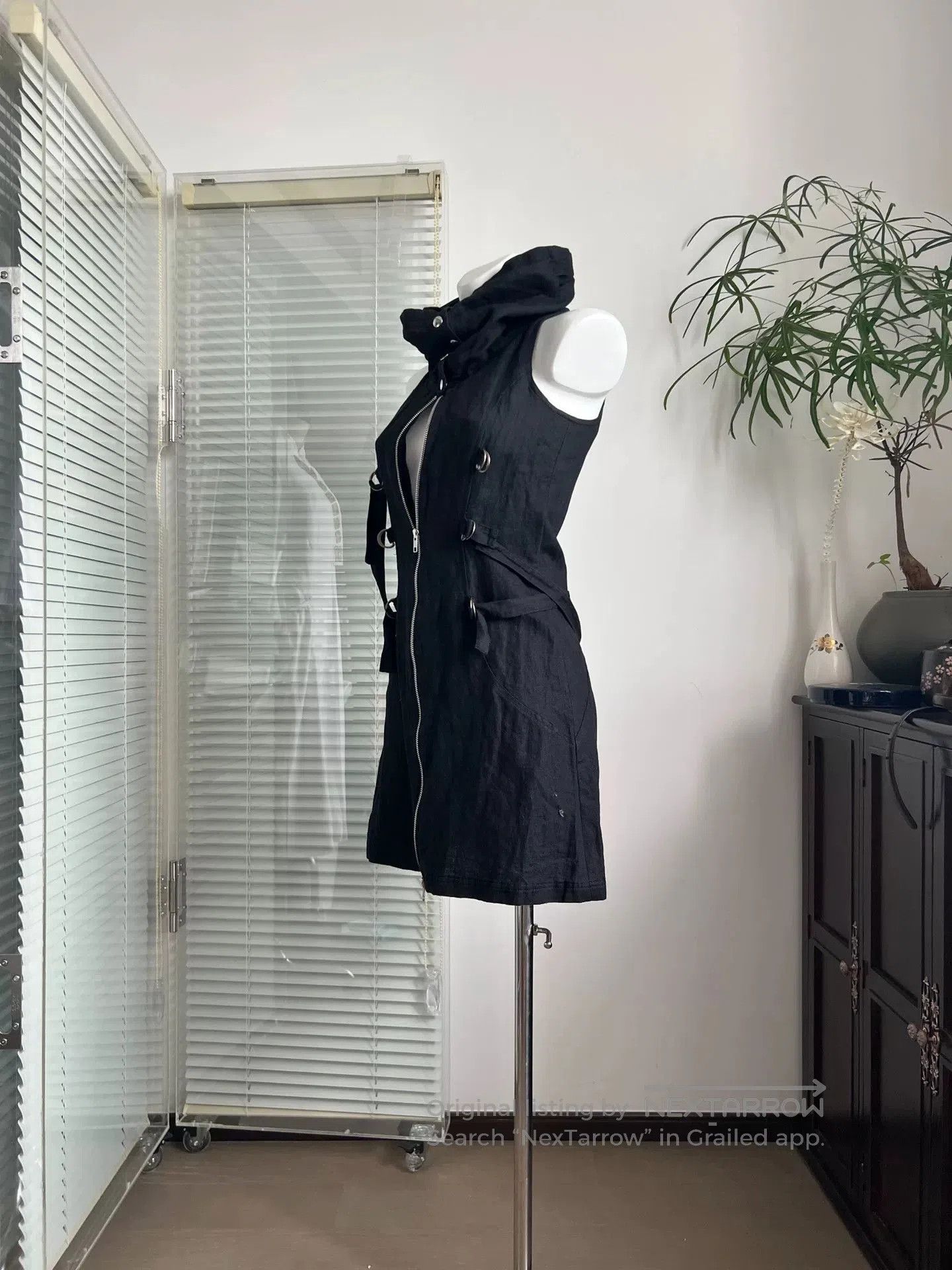 BP. Sleeveless High Neck Buttoned Wrap Dress. Size M / US 6-8 / IT 42-44 - 3 Thumbnail