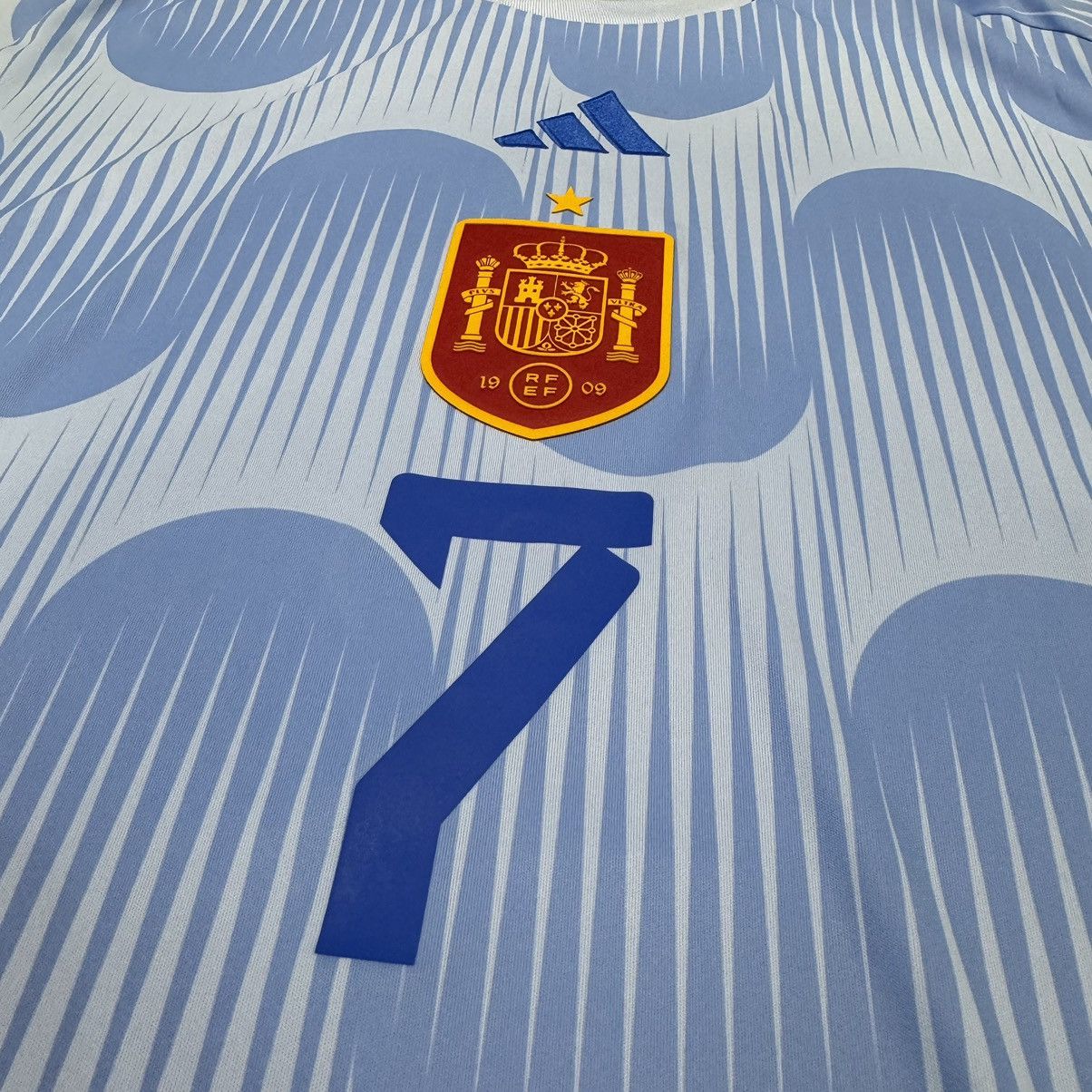 Adidas Spain 22/23 away shirt #7 Morata Size US XL / EU 56 / 4 - 4 Thumbnail