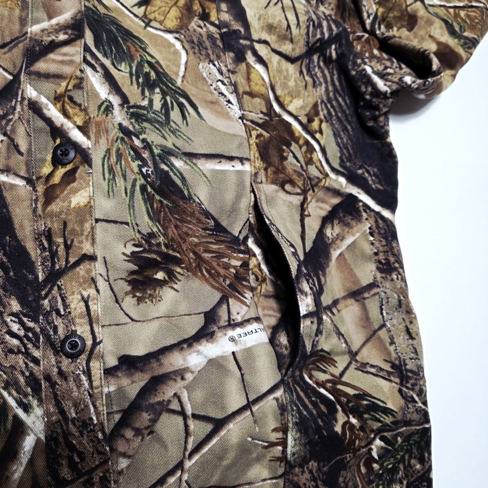 Realtree Gander Mountain Women’s Long Sleeve Shirt Realtree Camo Medium Chamois Size M / US 6-8 / IT 42-44 - 4 Thumbnail