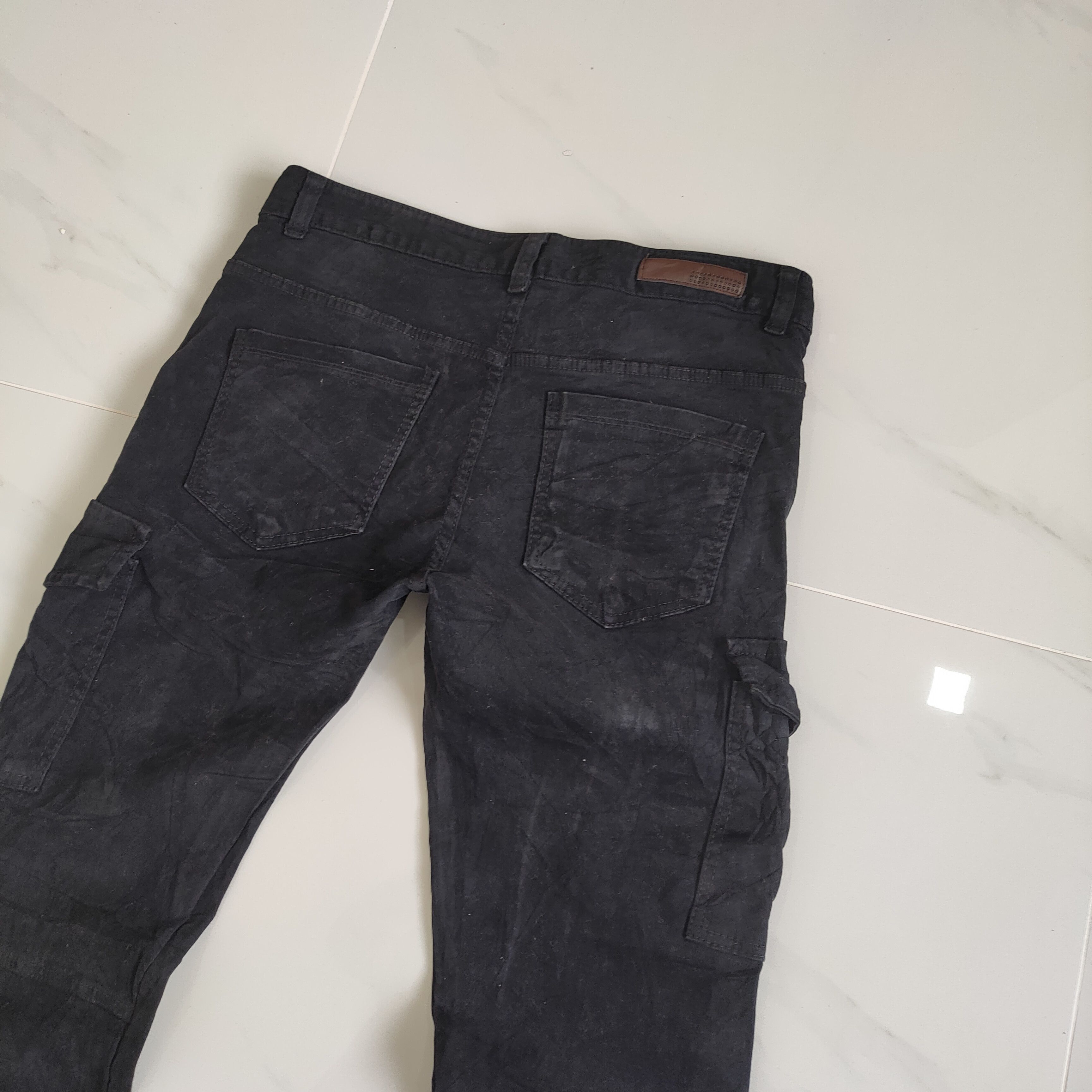 Japanese Brand × Vintage JAPANESE BRAND BLACK SKINNY CARGO PANTS Size US 29 - 8 Thumbnail