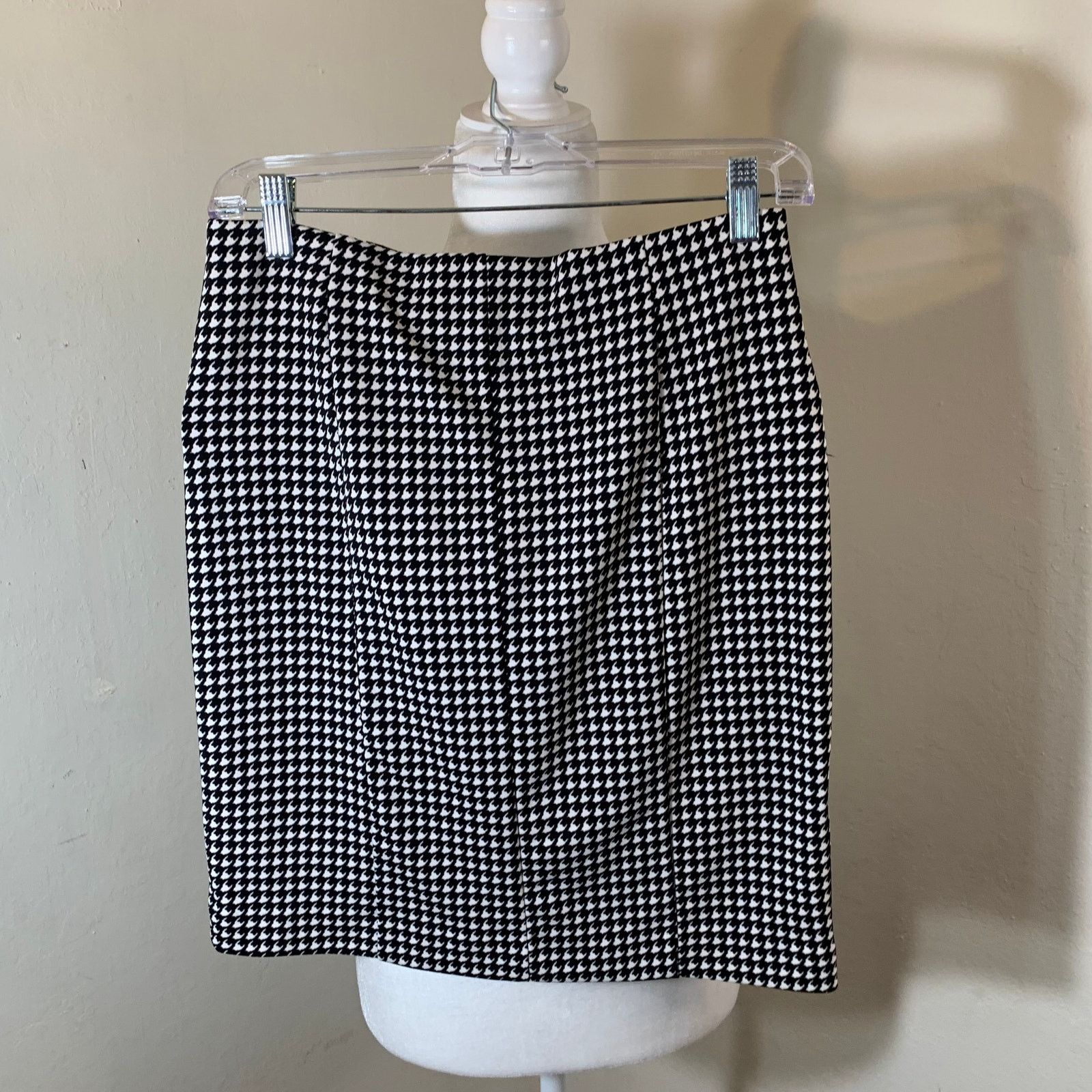 Alfani Alfani Women’s skirts size 4P Size 27" / US 4 / IT 40 - 4 Thumbnail
