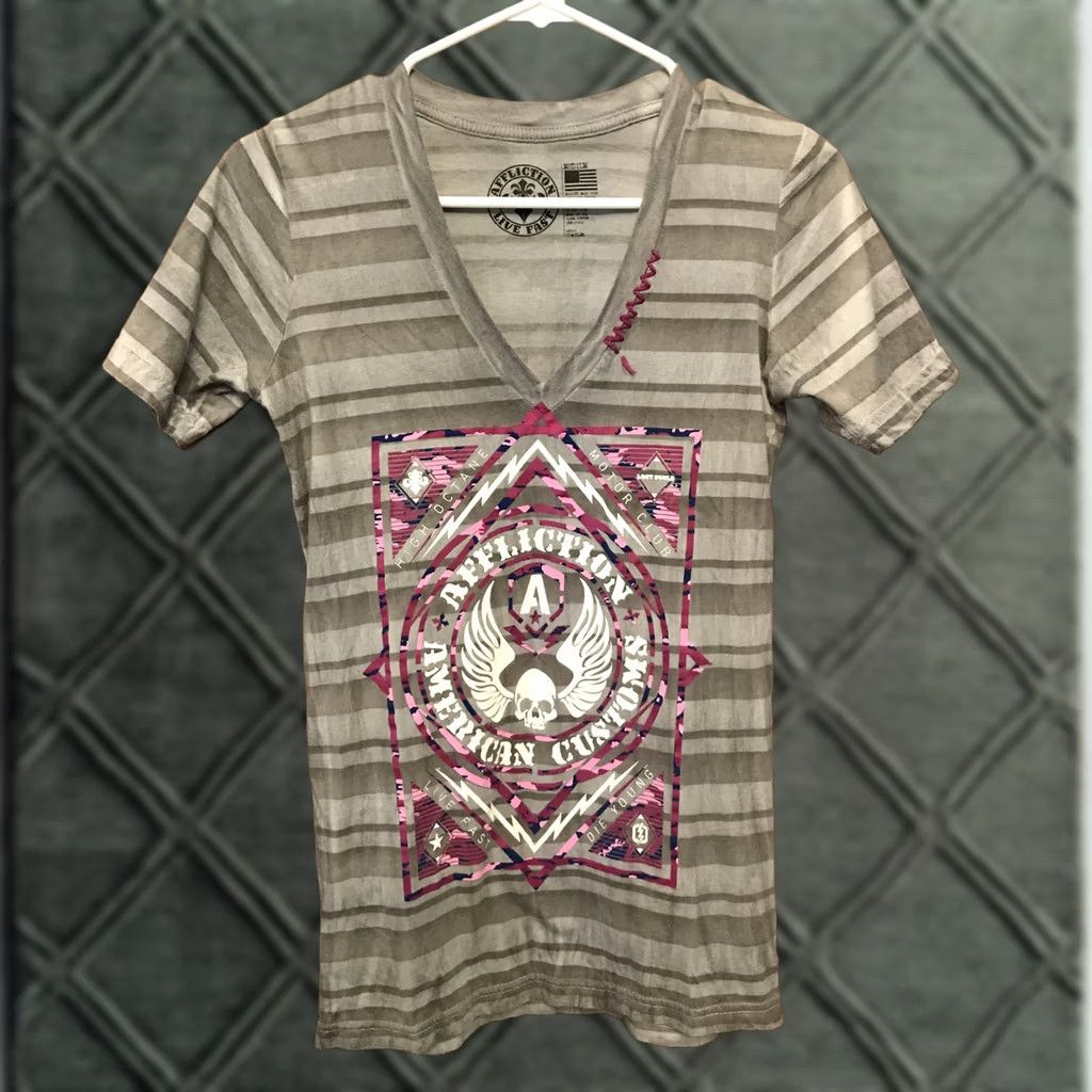 Affliction Affliction Shirt Women M V-Neck Gray B583 S/S Short Sleeve M Size M / US 6-8 / IT 42-44 - 1 Thumbnail