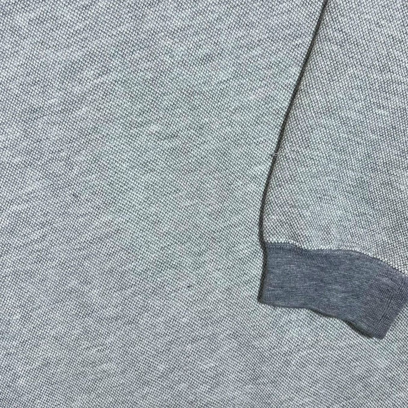 Vintage VINTAGE Antigua Classic Grey Cotton Polyester Blend Crewneck Sweatshirt L Mens XXL Measurements Pit to Pit 25" Length 27" Shoulder to Cuff 21" Gefahr? Size US L / EU 52-54 / 3 - 5 Thumbnail