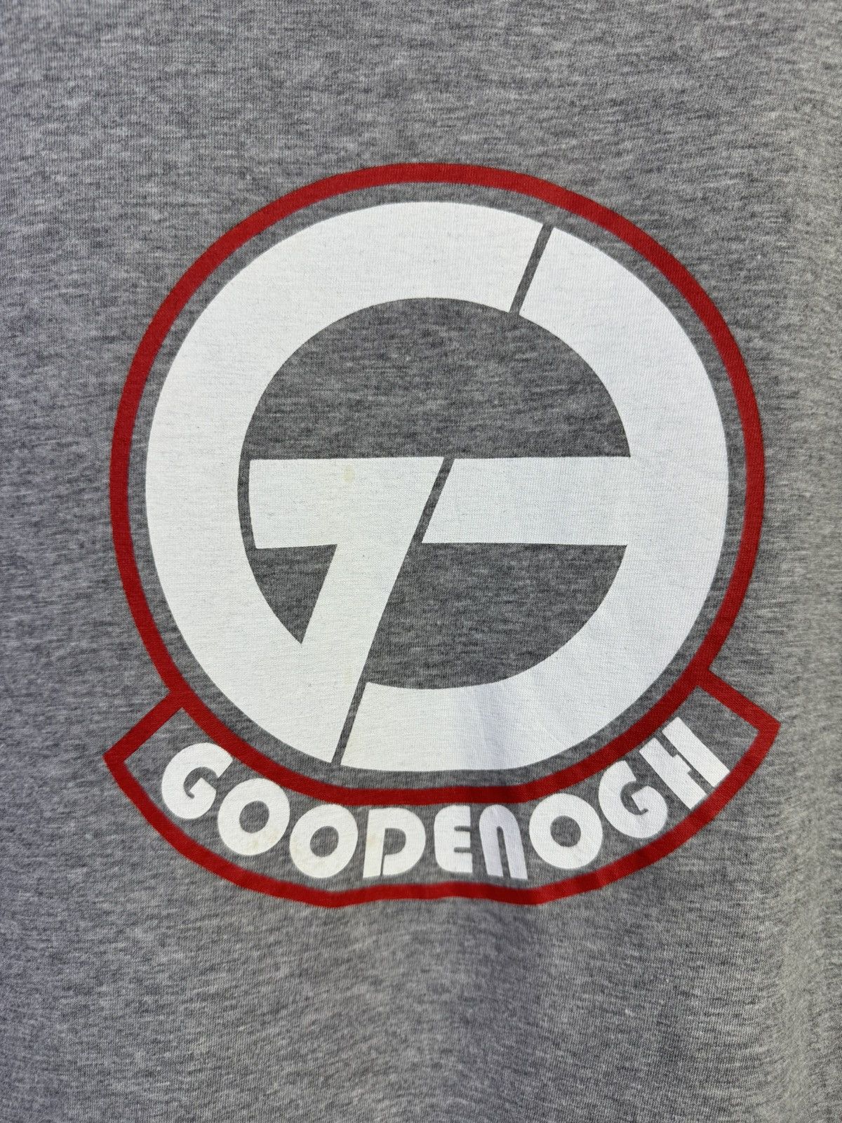 GOODENOUGH vintage Goodenough T-shirt in grey with a logo graphic. Size US M / EU 48-50 / 2 - 4 Thumbnail