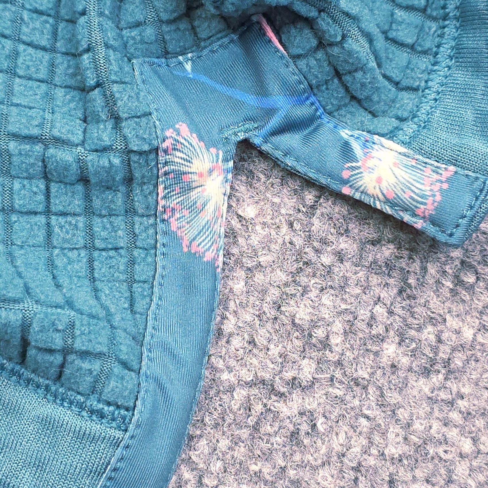 Patagonia Patagonia R1 Crew Neck Fleece Pullover Women's Small Blue-Green Tate Waffle 1/4 Zip Hiking Activewear Regular Bodice Size S / US 4 / IT 40 - 7 Thumbnail