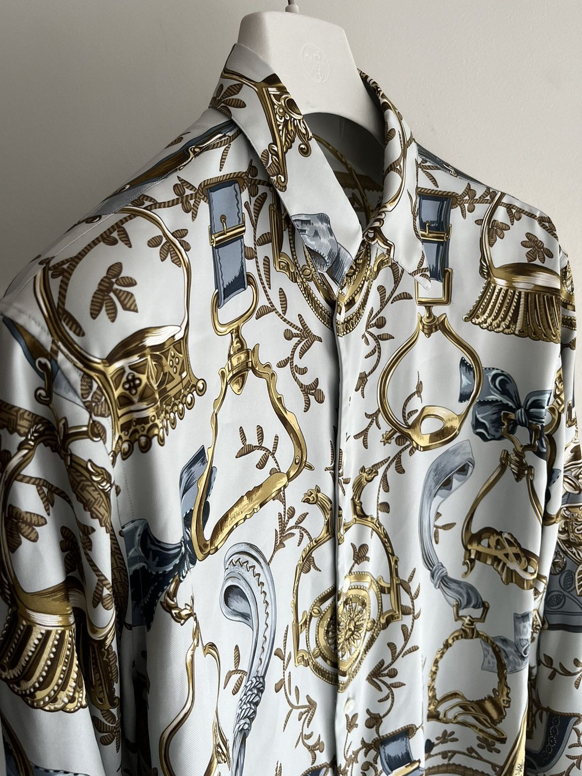 Hermes Hermes 24 SS Super Runway Premium Silk Shirt Size US XL / EU 56 / 4 - 14 Thumbnail