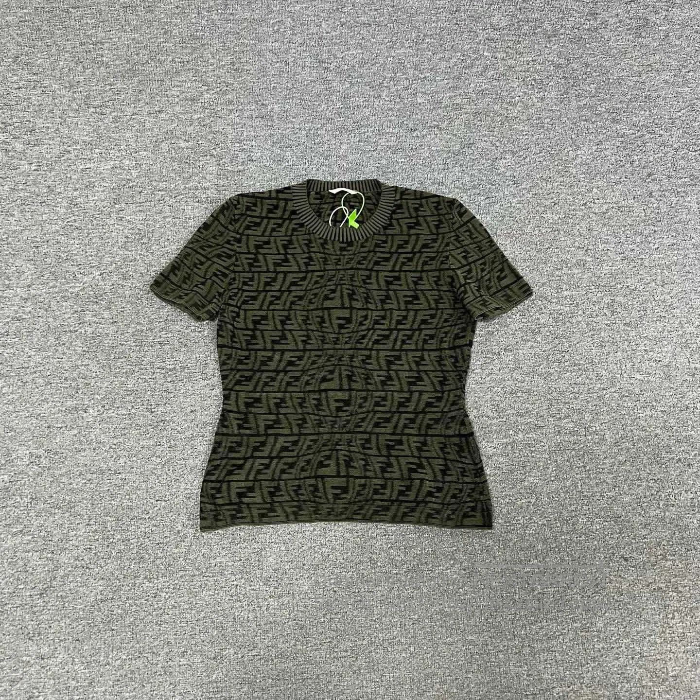 Fendi fendi patterned short sleeve knit top size 42. Size US XS / EU 42 / 0 - 1 Thumbnail