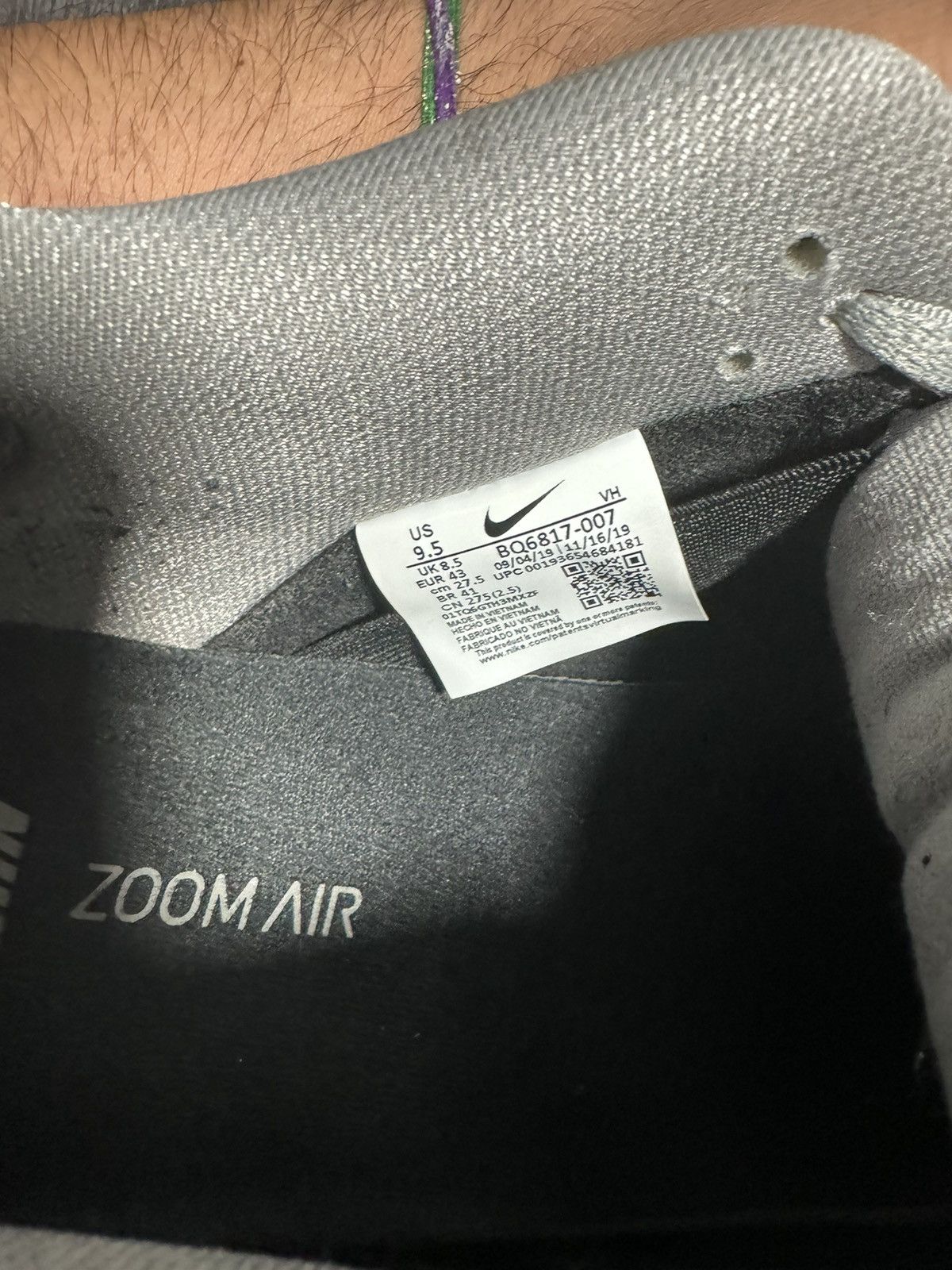 Nike Used once Size US 9.5 / EU 42-43 - 8 Thumbnail