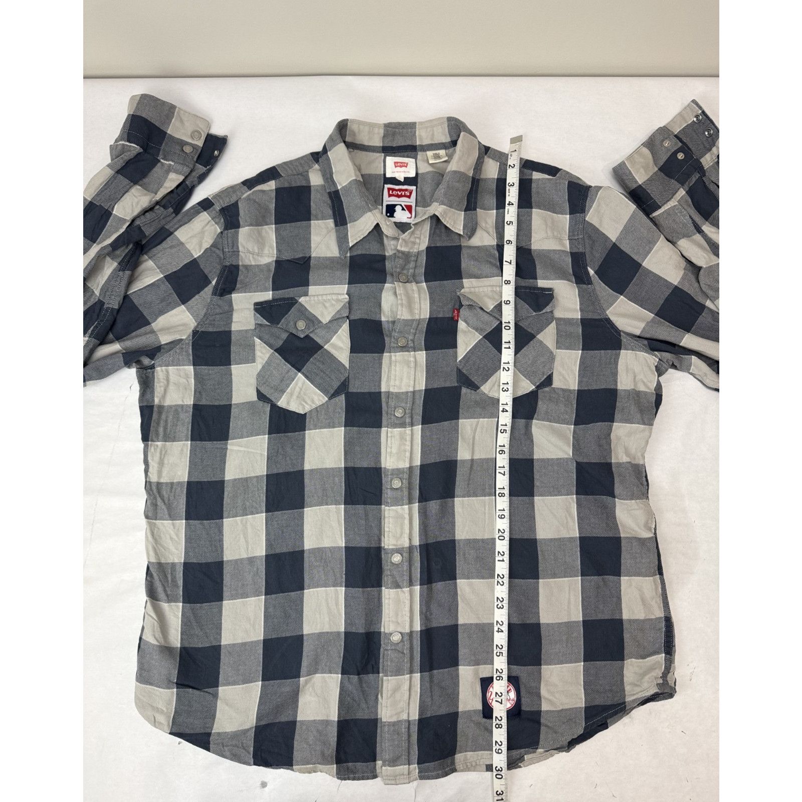Levi's Levi's New York Yankees Plaid Snap Up Shirt Men XL Size US XL / EU 56 / 4 - 3 Thumbnail