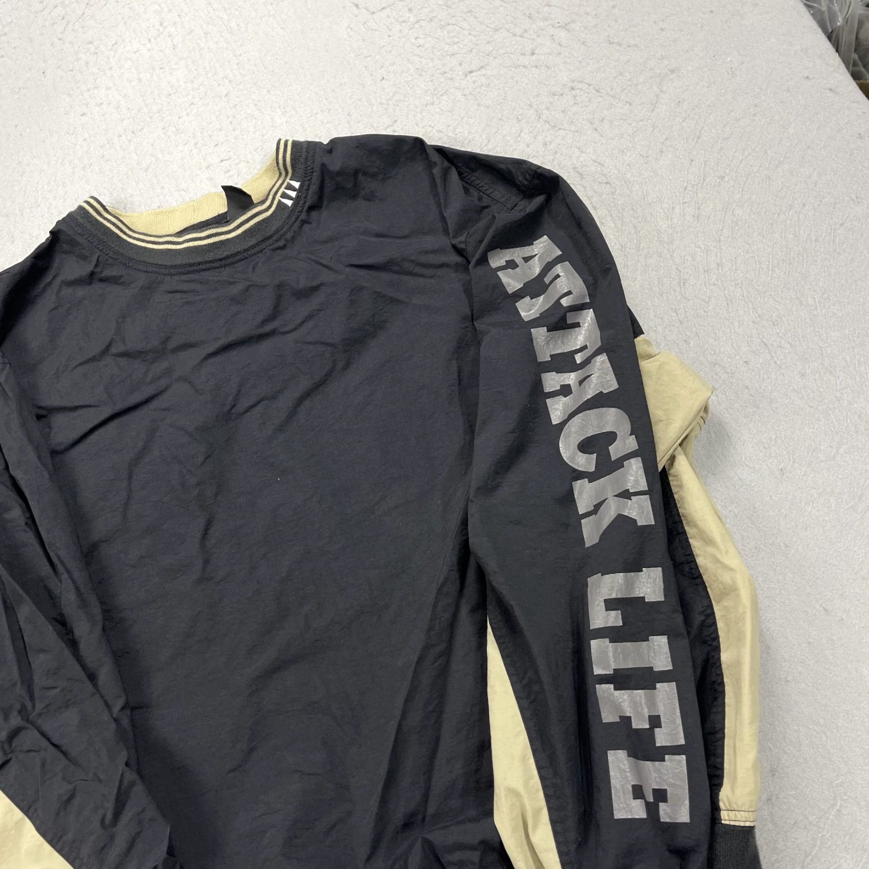 Alife VINTAGE Greg Norman Golf Jacket Mens XL Black Shark Attack Windbreaker Size US XL / EU 56 / 4 - 3 Thumbnail