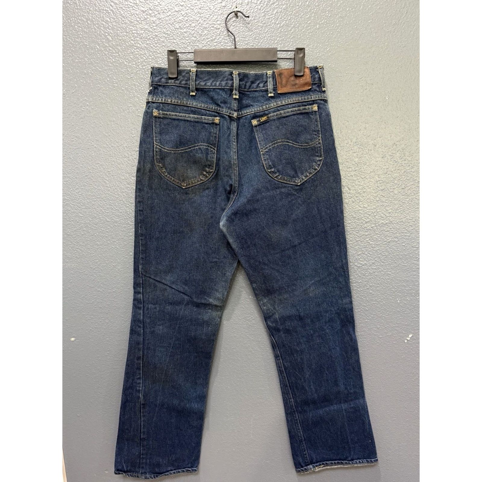 Lee VINTAGE Lee Riders Jeans Dark Wash Indigo Denim 34 33 USA Made Men’s Straight Denim Jeans 34x33 Blue Mens Size US 32 / EU 48 - 2 Thumbnail