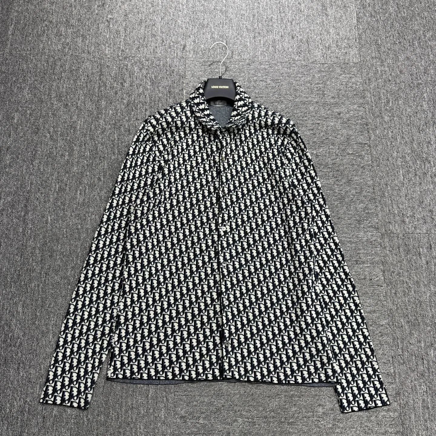 Dior Patterned Long-Sleeve Button-Up Shirt. Size US S / EU 44-46 / 1 - 1 Thumbnail