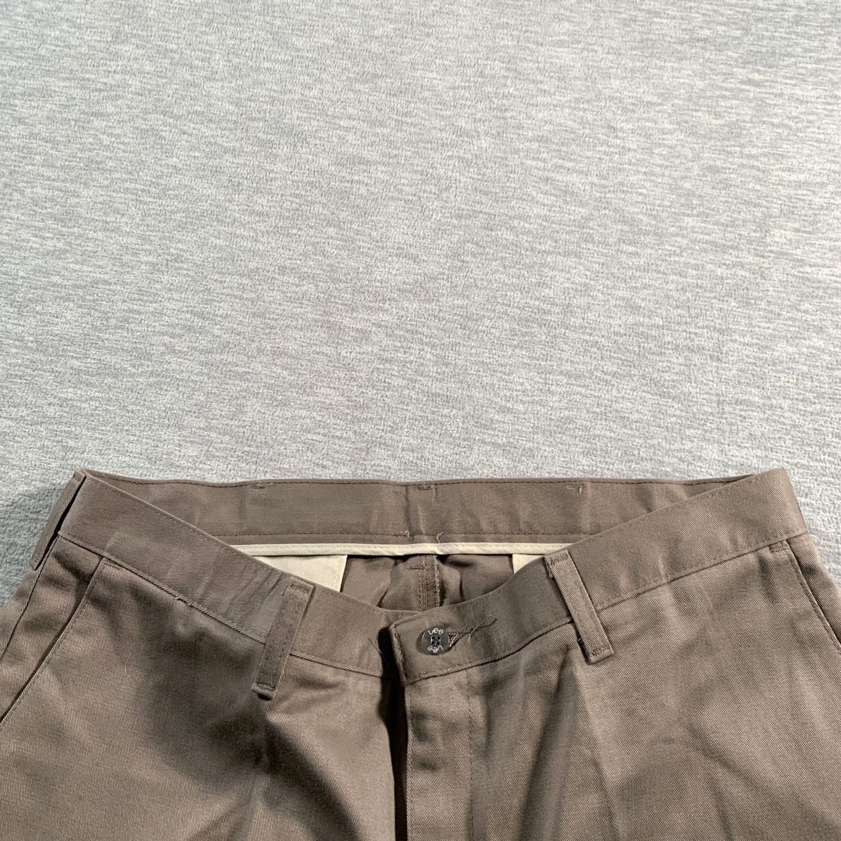 Lee Lee Pants Mens 36x34 Brown Khakis Wrinkle Free Plain Front Stain Resistant Workwear NWT Size US 36 / EU 52 - 4 Thumbnail