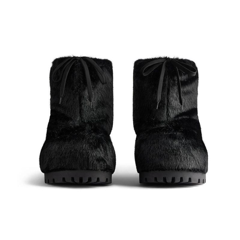 Balenciaga o1w1db10226 Alaska Low Boots In Black Size US 12.5 / EU 45-46 - 2 Thumbnail