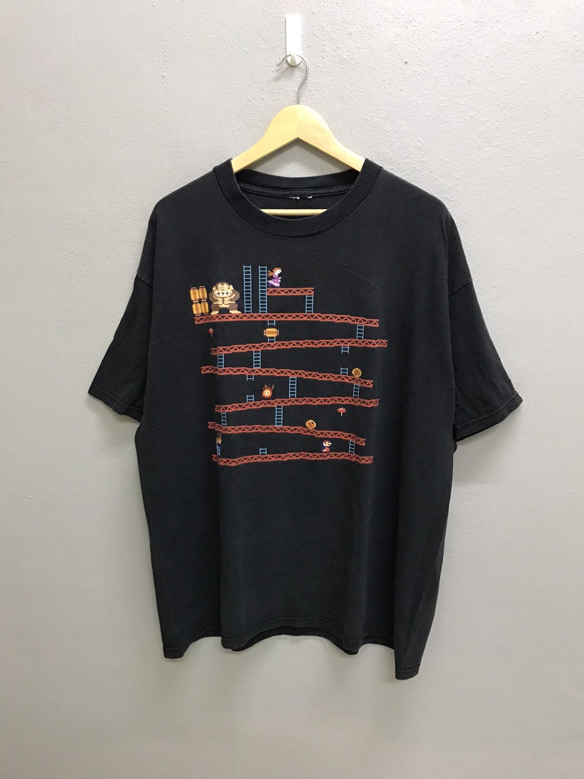 The Game VINTAGE DONKEY KONG PROMO NINTENDO GAMING TSHIRT Size US XL / EU 56 / 4 - 3 Thumbnail