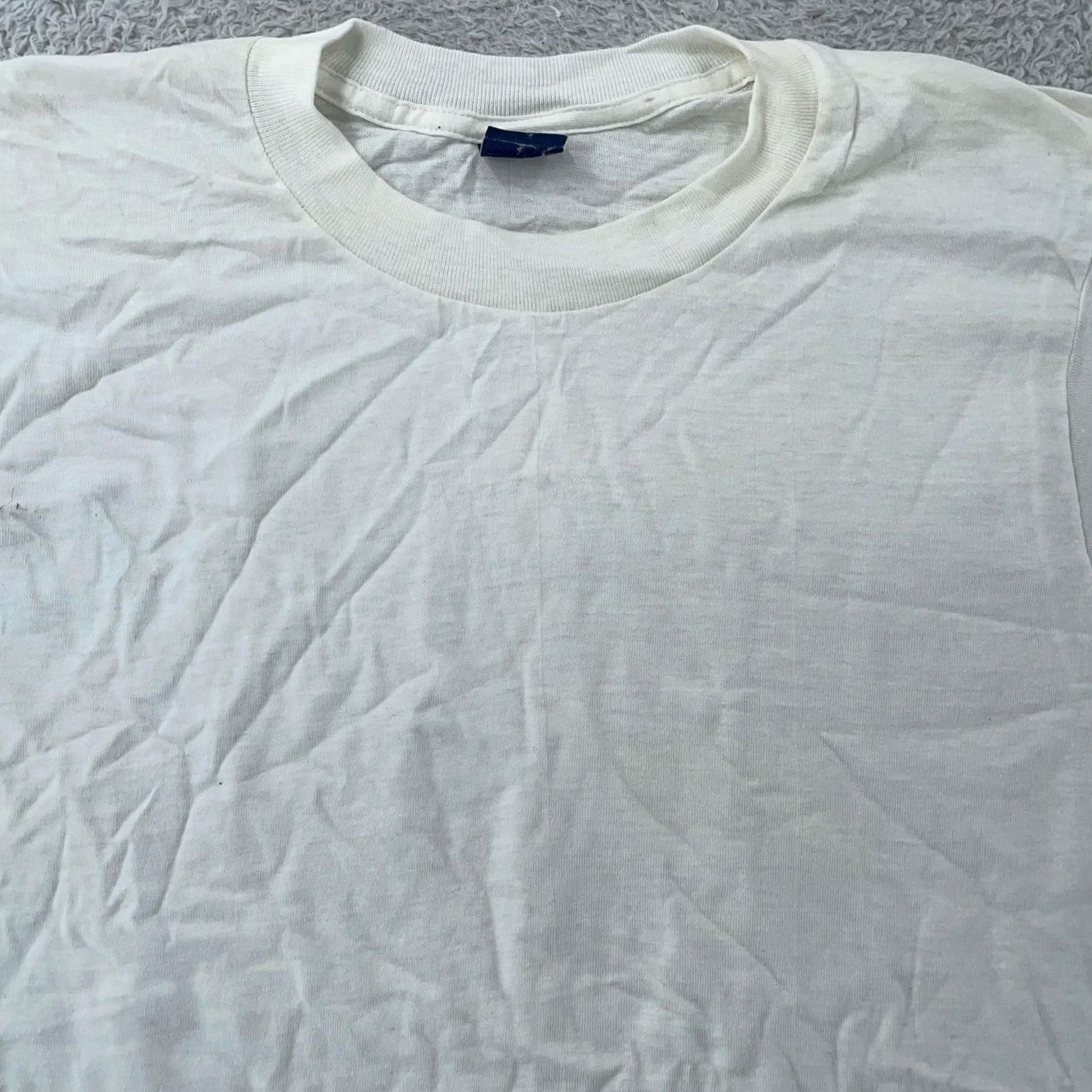 Vintage VINTAGE BVD White T-Shirt Mens XS Crewneck Classic 90s Tee Shirt Size US XS / EU 42 / 0 - 2 Thumbnail