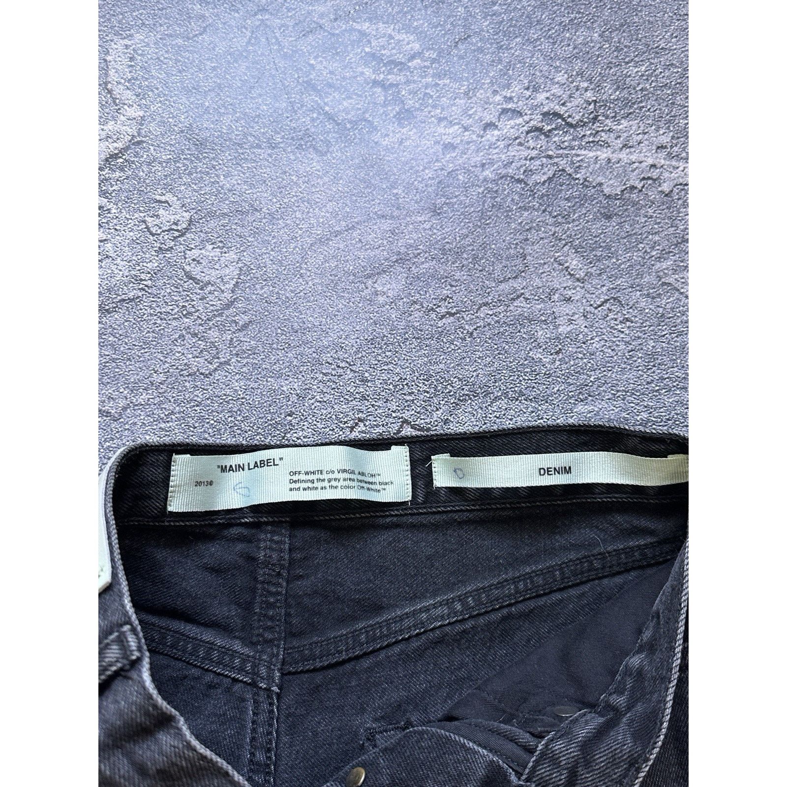 Off-White Off-White Womens Washed Style Denim Mini Shorts Embroidered Size 29" - 4 Thumbnail