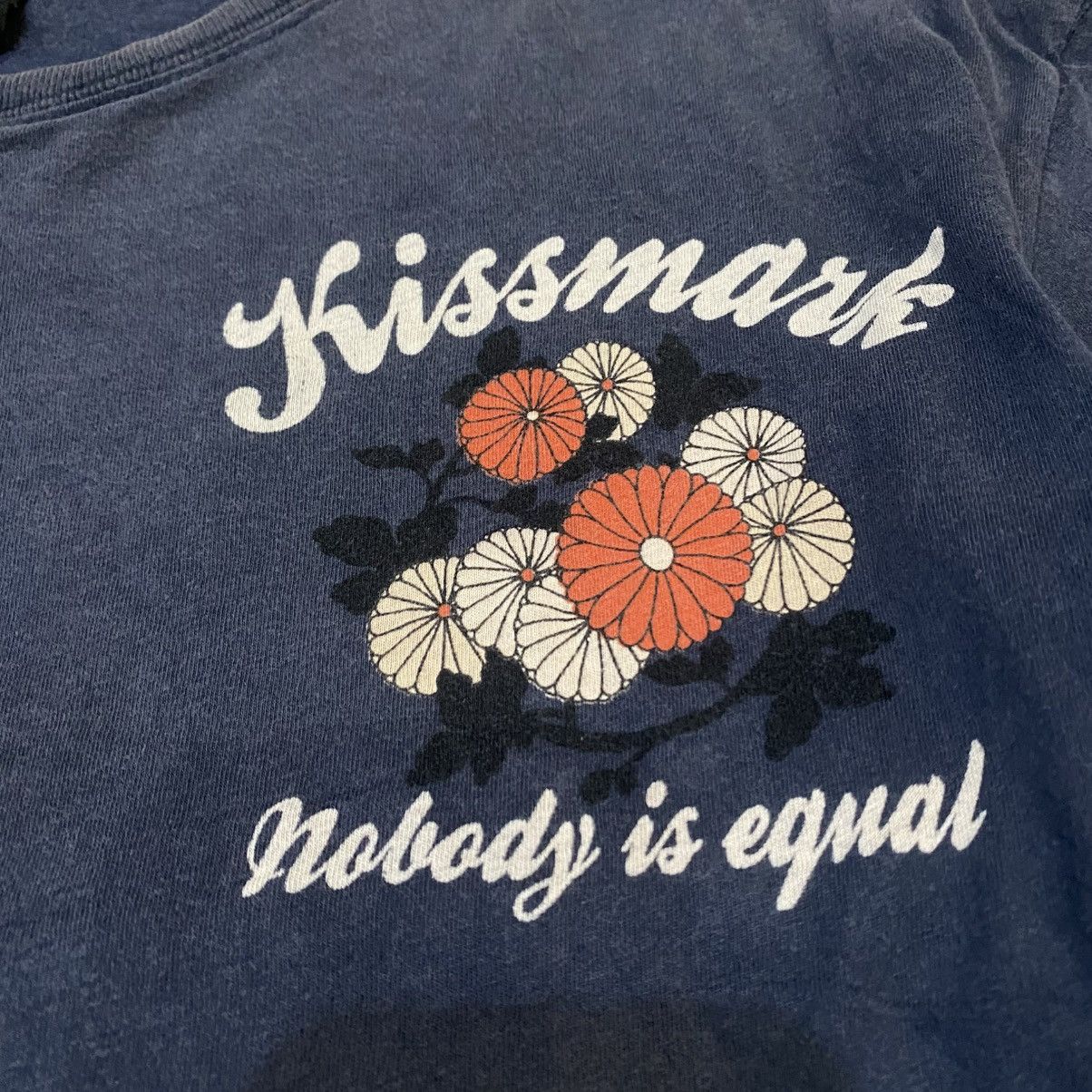 Hysteric Glamour Kiss Mark Nobody Is Equal Double Layer Long Sleeve T-Shirt Size US L / EU 52-54 / 3 - 15 Thumbnail