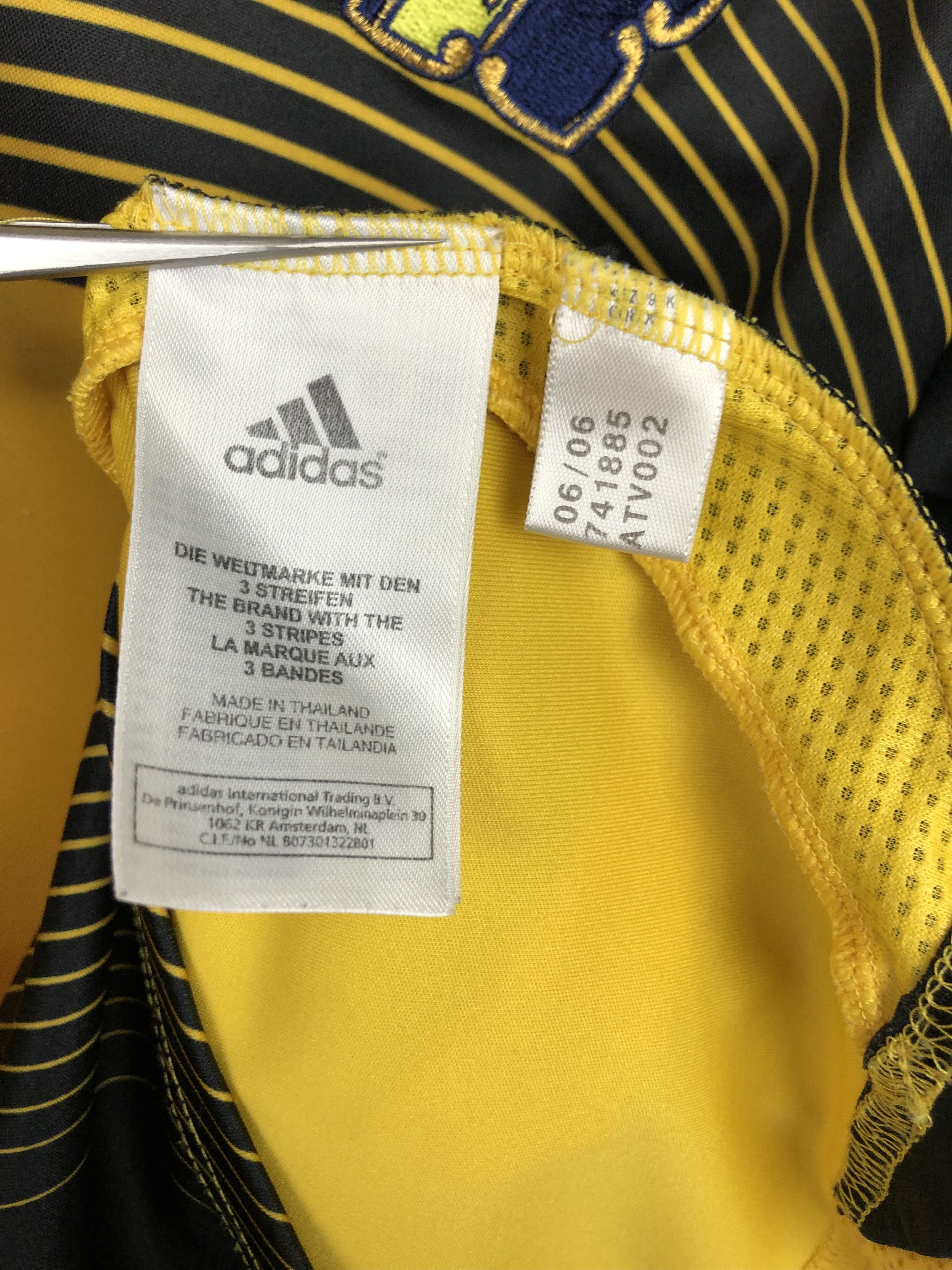 Adidas Vintage Adidas AIK Football Shirt Soccer Mens Jersey Trikot Size US S / EU 44-46 / 1 - 8 Thumbnail