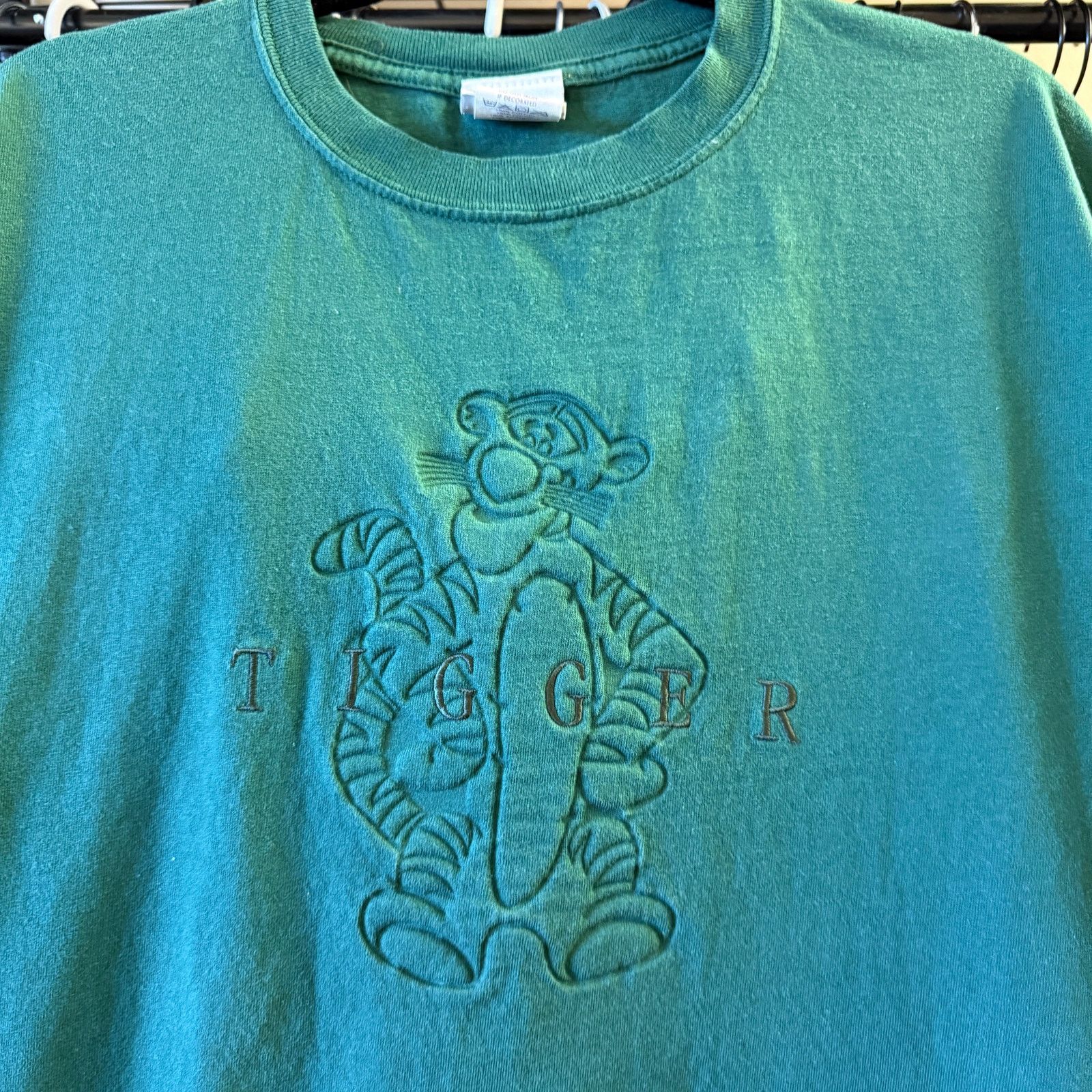 Disney Vintage Tigger embossed Green Shirt XL Size US XL / EU 56 / 4 - 3 Thumbnail