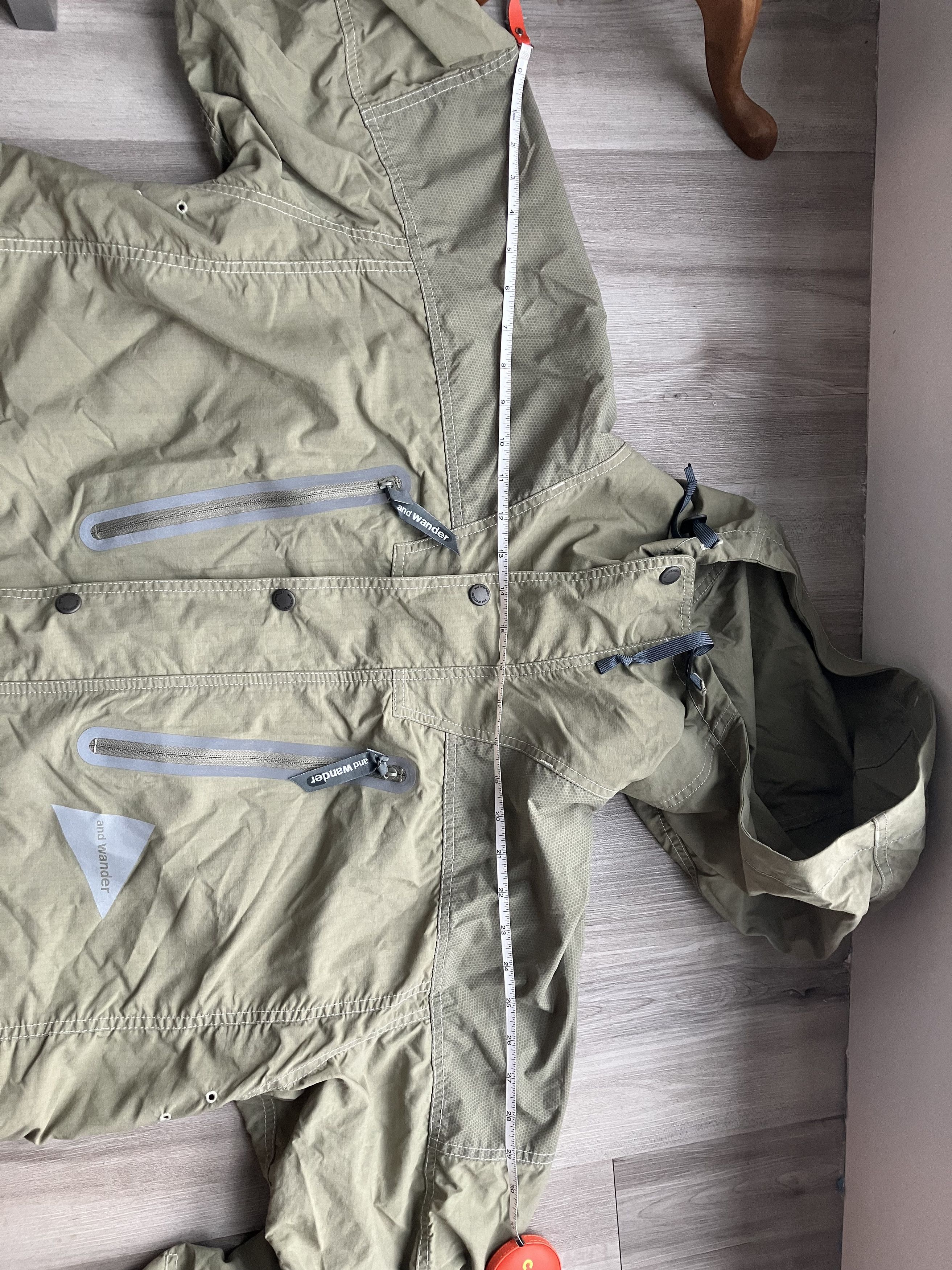 And Wander And Wander Windbreaker/Rain Jacket Size US XL / EU 56 / 4 - 5 Thumbnail