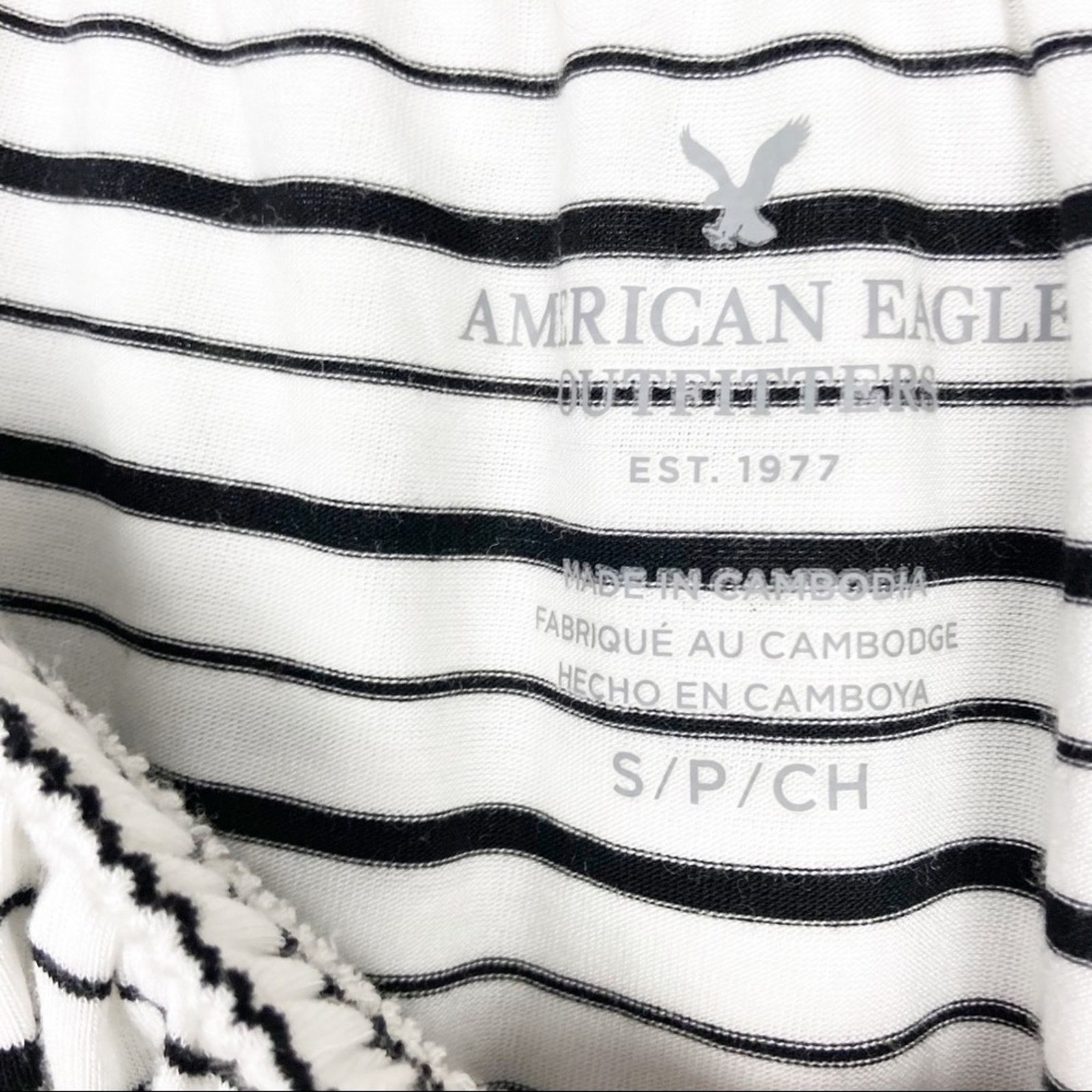 American Eagle Outfitters American Eagle White Striped Off The Shoulder Flounce Top S Size S / US 4 / IT 40 - 4 Thumbnail