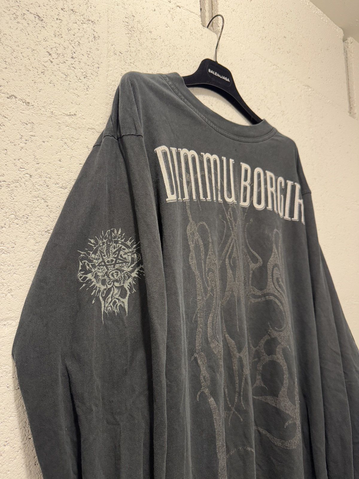 Band Tees × Vintage *RARE* VTG DIMMU BORGIR BLACK METAL BAND TEE EURO 90s Size US XL / EU 56 / 4 - 4 Thumbnail