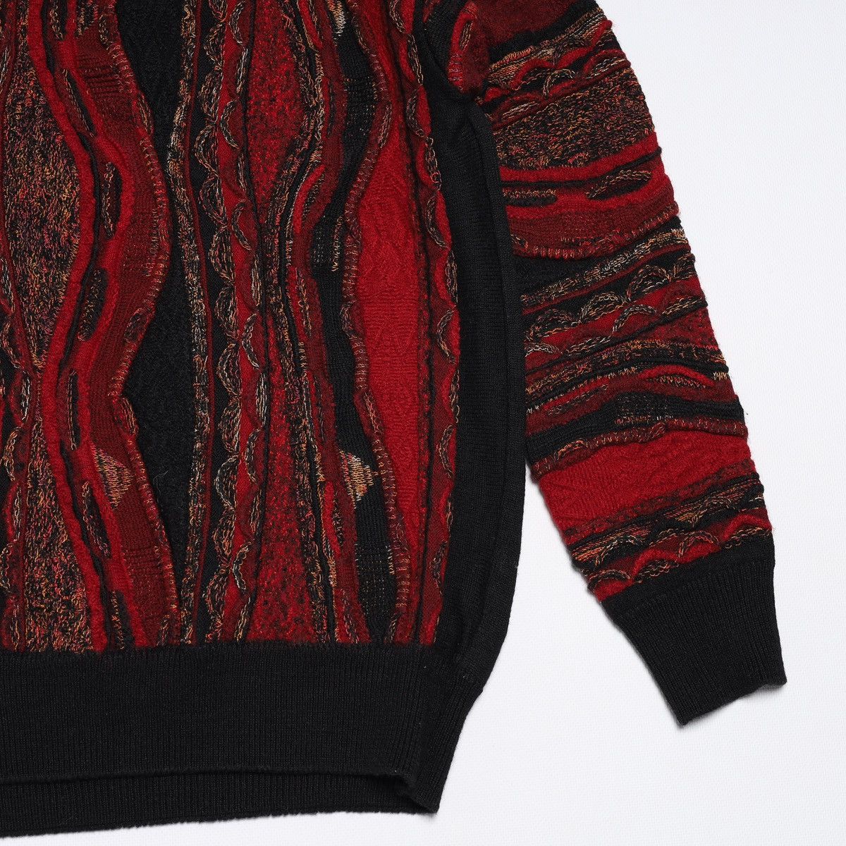 Carlo Colucci Carlo Colucci Wool Australian Red Pattern Sweater Size L / US 10 / IT 46 - 3 Thumbnail