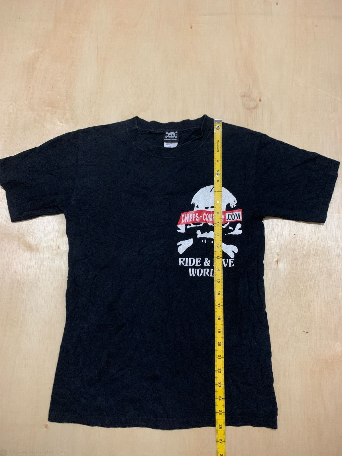Vintage Vintage Y2k Chipps-Company Ride & Live World Skull Tshirt Size US S / EU 44-46 / 1 - 8 Thumbnail
