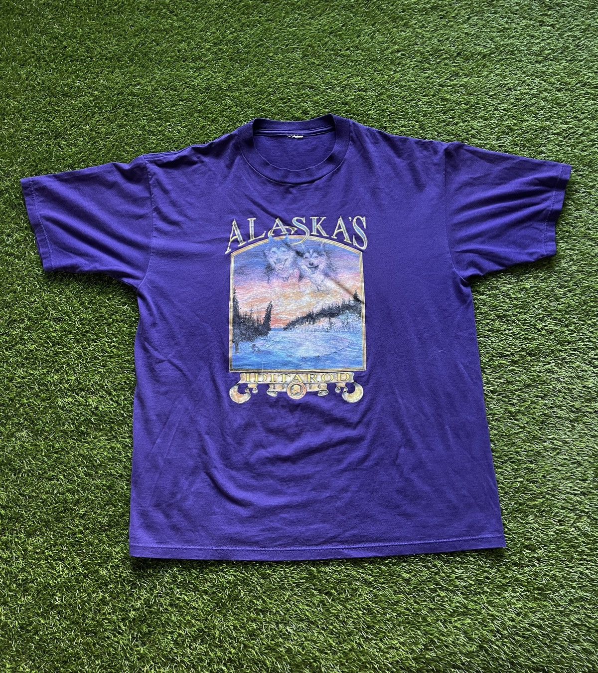 Vintage Vintage 90s Alaska Graphic Tee Size US L / EU 52-54 / 3 - 1 Thumbnail