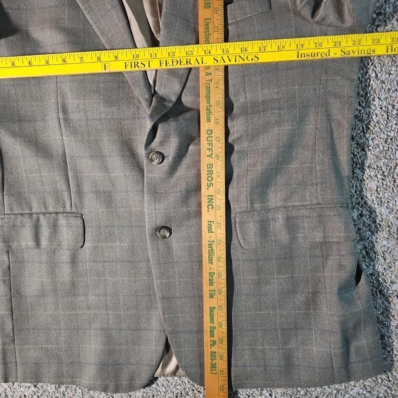 Jos. A. Bank Jos. A Bank 44R 2 Button Blazer Silk & Wool Size 44R - 5 Thumbnail