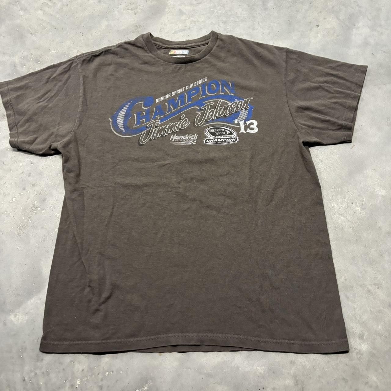 NASCAR × Vintage Vintage Y2K/2000s Faded NASCAR Racing Streetwear Graphic Tee! Size US L / EU 52-54 / 3 - 2 Thumbnail