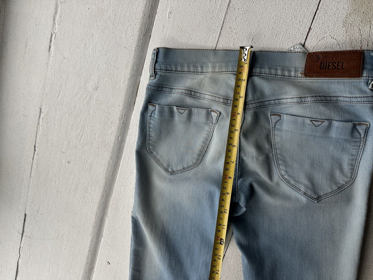 Diesel 🚨Gothic Diesel Regular Slim relax Flared Jeans Womens Size 27" / US 4 / IT 40 - 20 Thumbnail