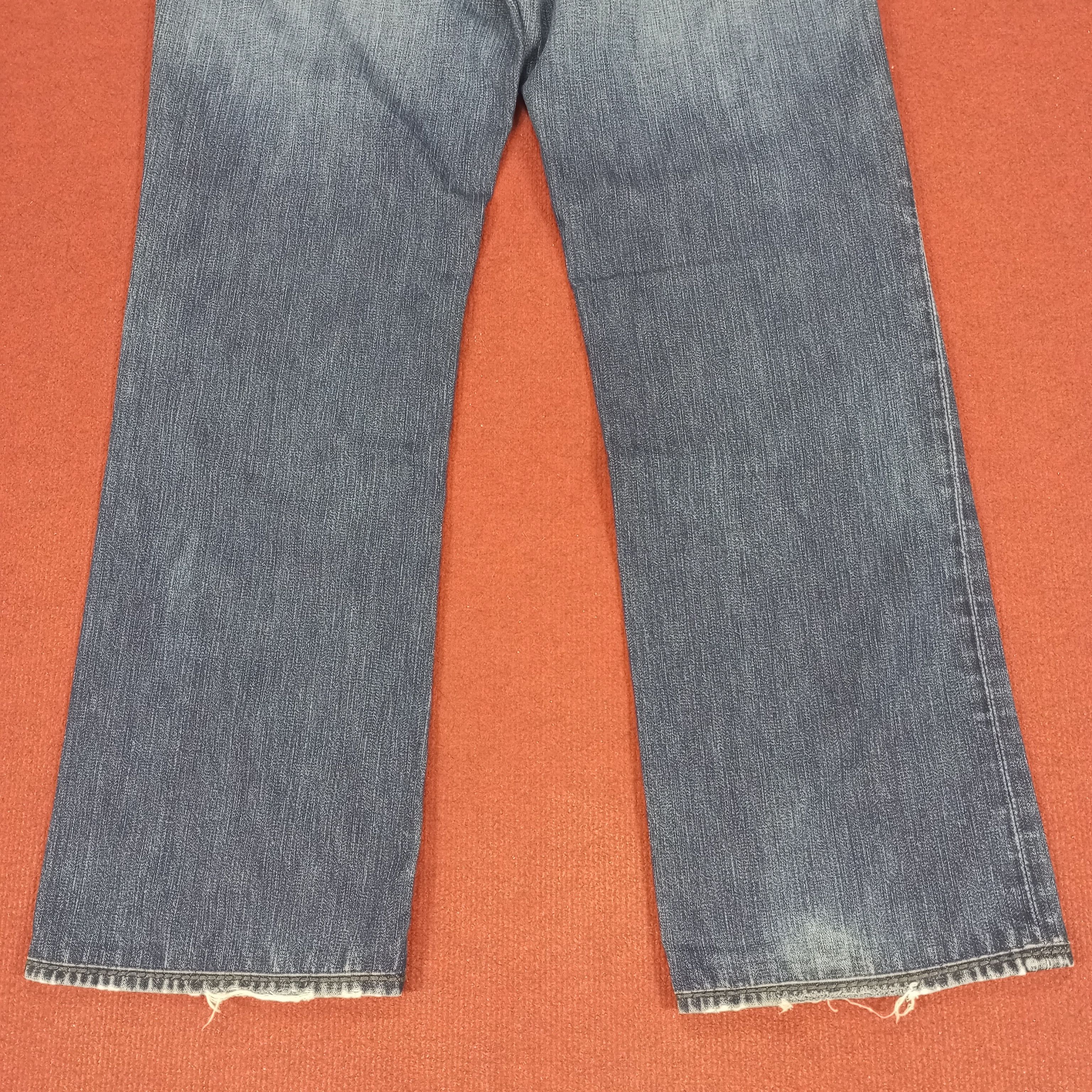 True Religion × Vintage True Religion Ricky Giant Big T Streetwear Style Jeans Size US 34 / EU 50 - 3 Thumbnail