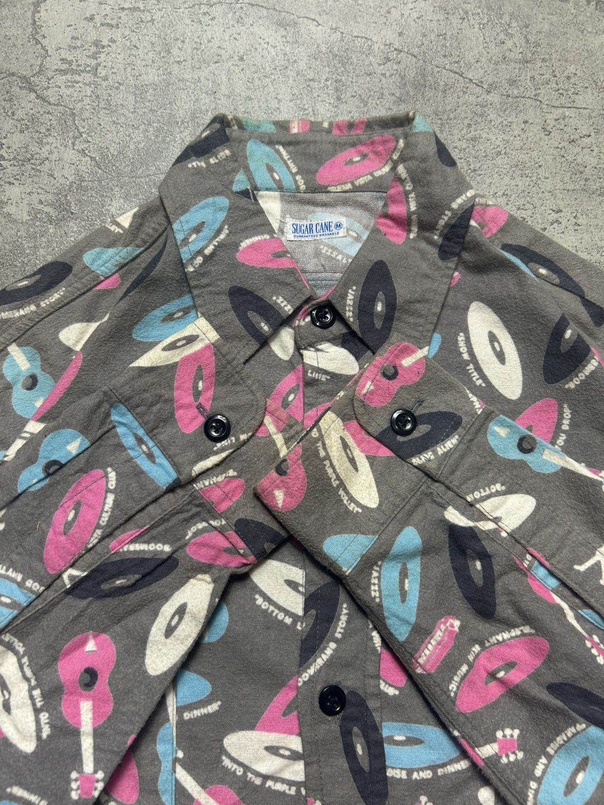 Sugar Cane 2000s Sugar Cane Guitar and Disc Print Motif Shirt Size US XL / EU 56 / 4 - 5 Thumbnail