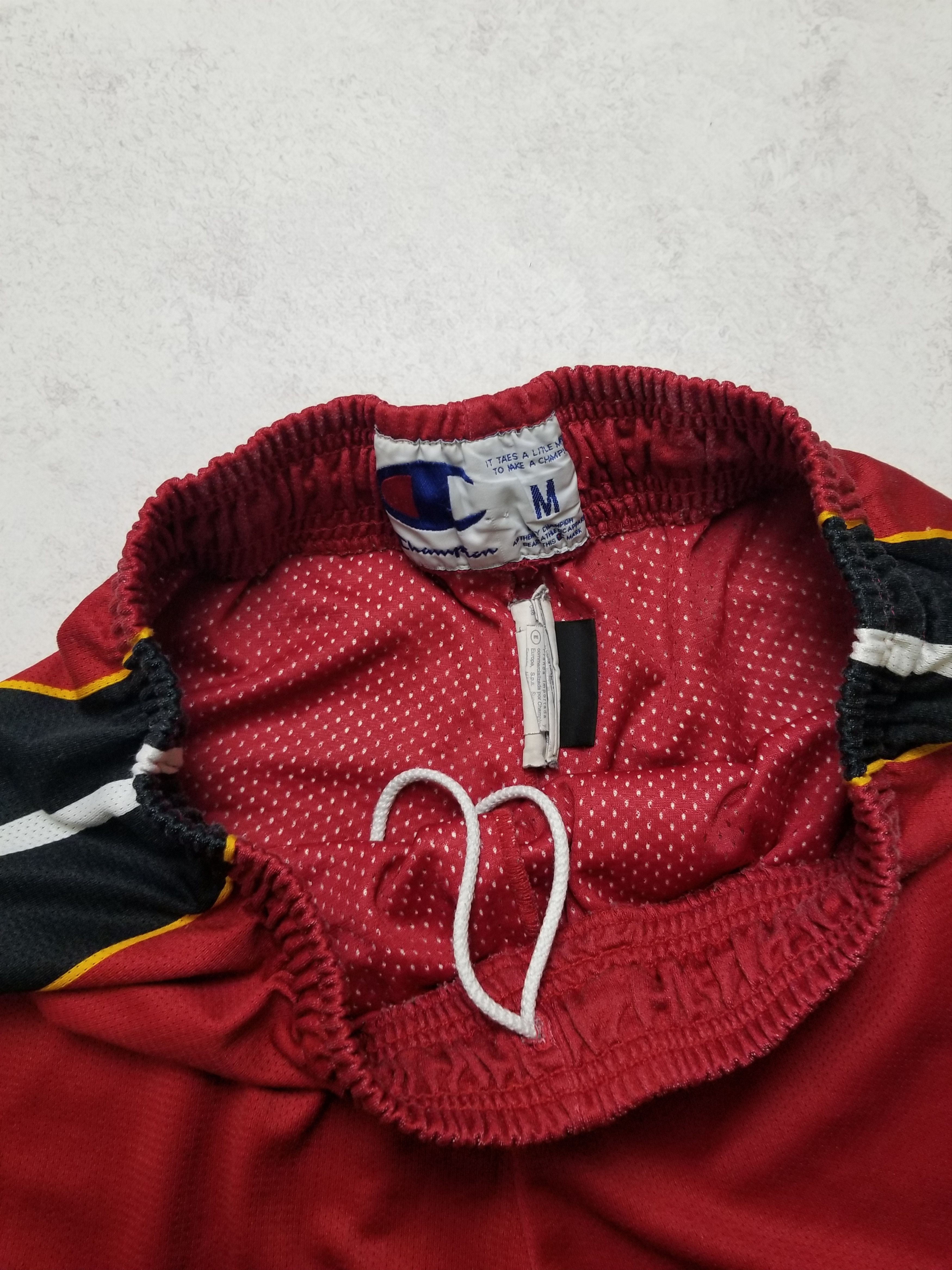 Champion Vintage Champion Miami Heat NBA Basketball Shorts Size M Size US 32 / EU 48 - 7 Thumbnail